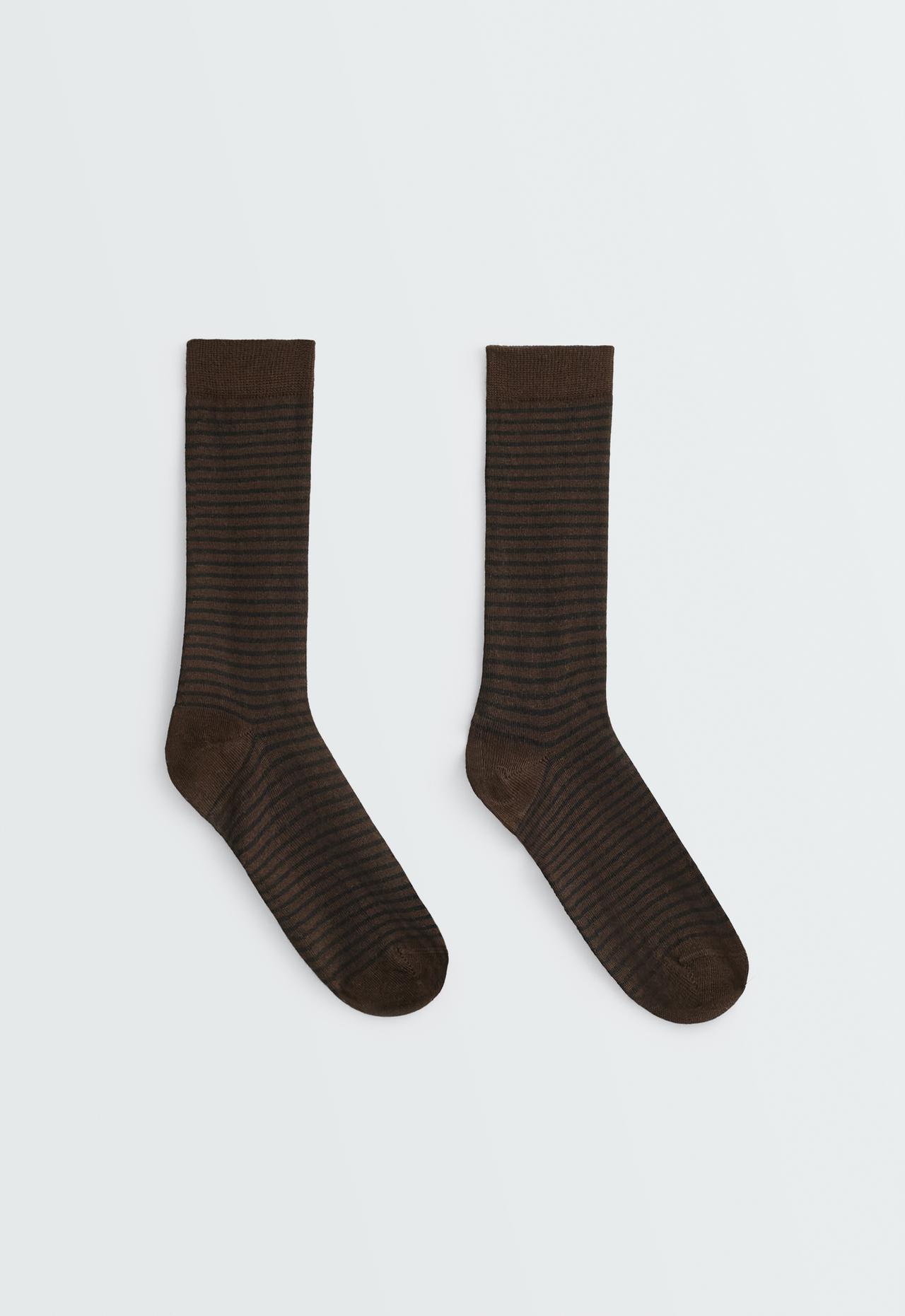 Classic sock in 58% modal and 13% cashmere, striped — CHOCOLATE      