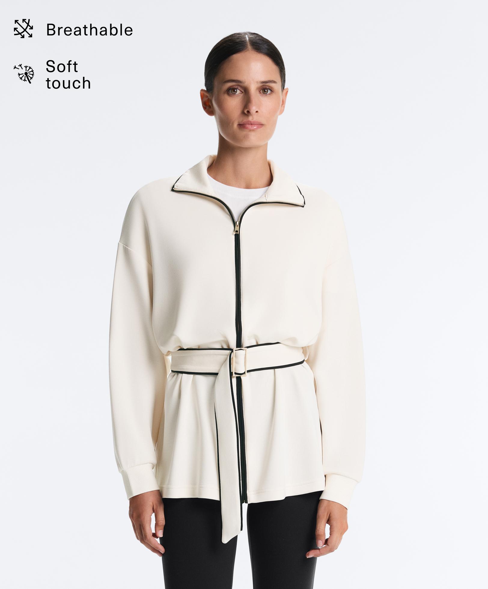 Długa kurtka z pipingiem w kontrastowym kolorze z modalu Długa kurtka z pipingiem w kontrastowym kolorze z modalu