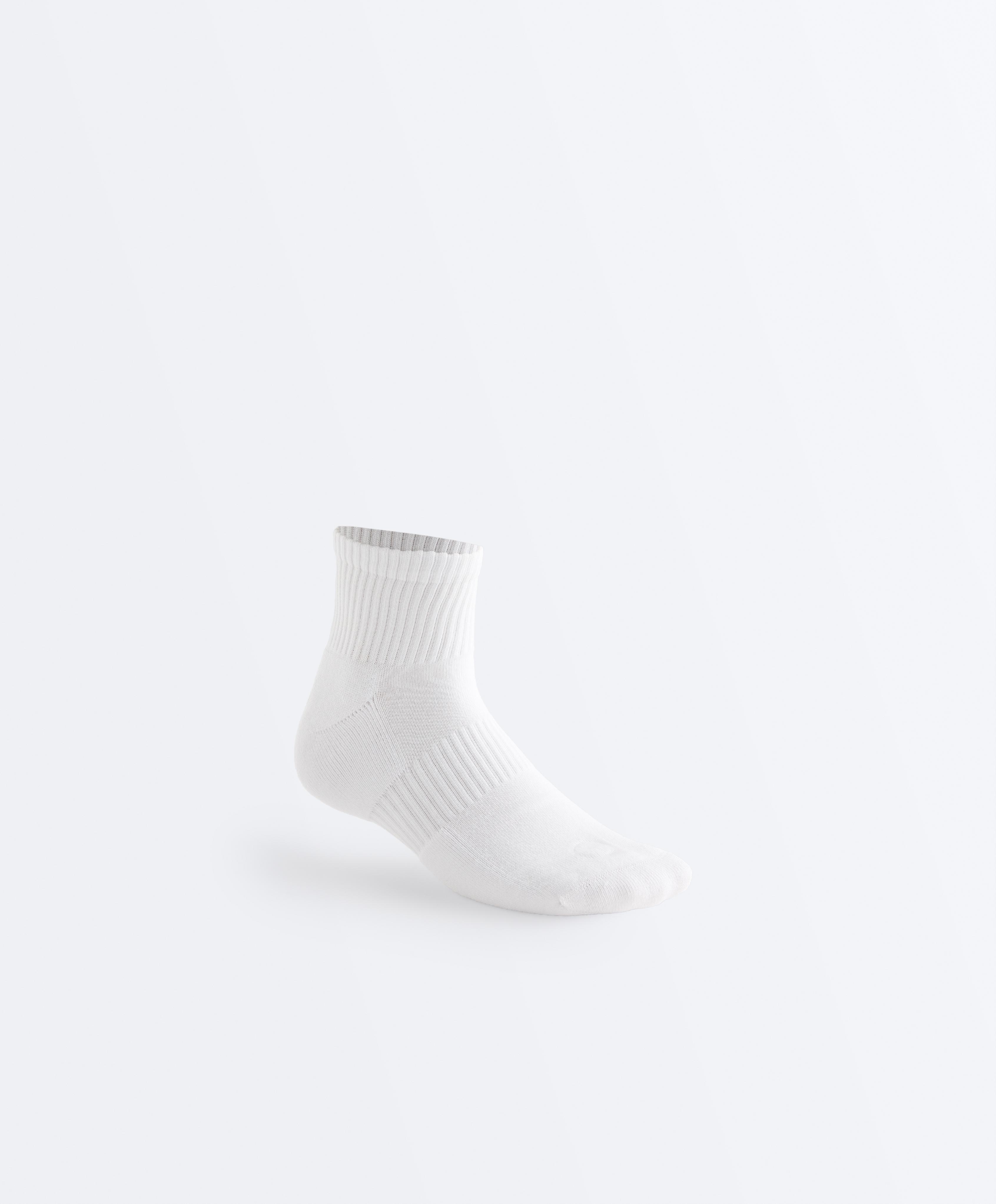3 pairs of cotton blend quarter sports socks — WHITE