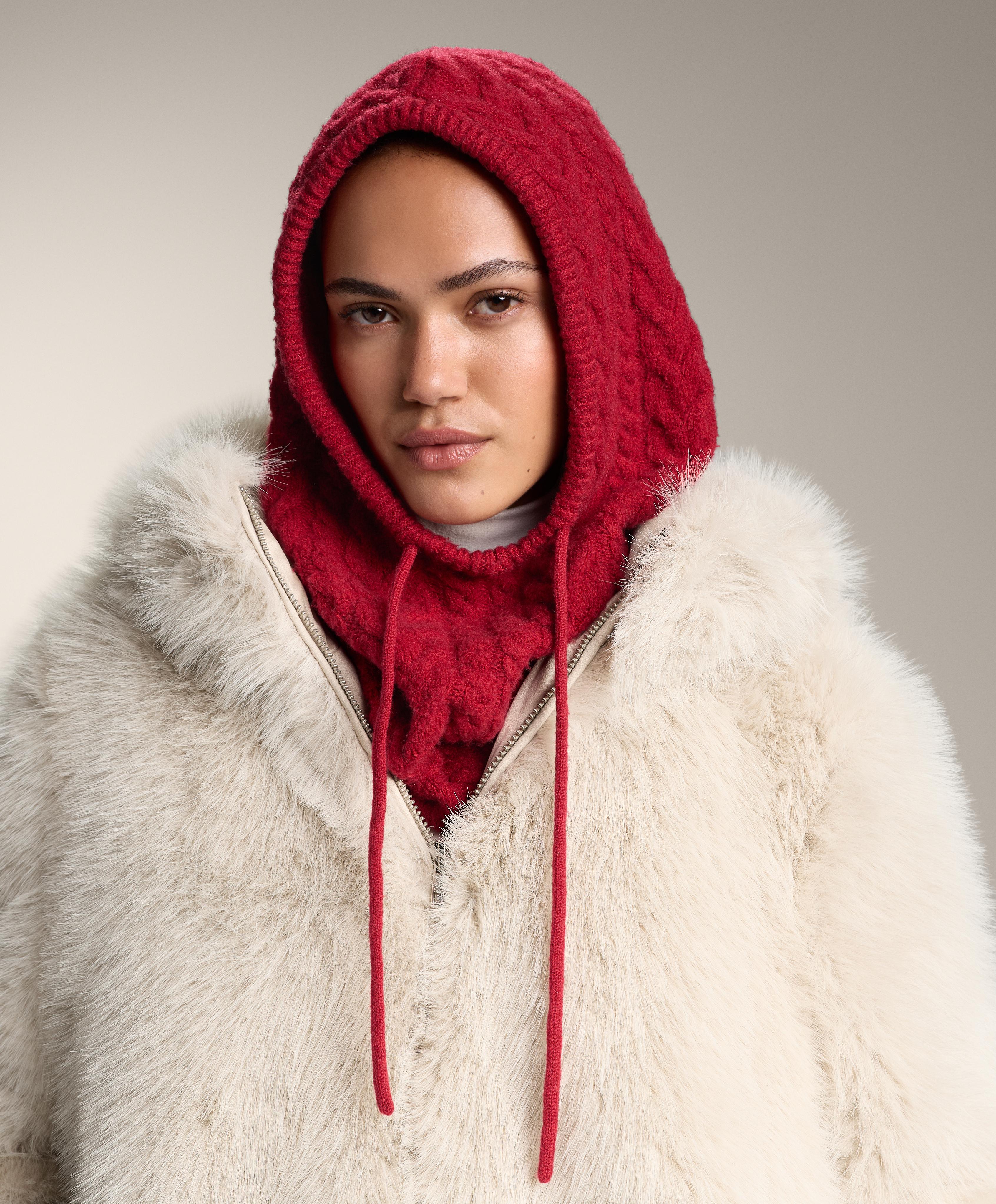 GEBREIDE BALACLAVA MET ARANMOTIEF GEBREIDE BALACLAVA MET ARANMOTIEF