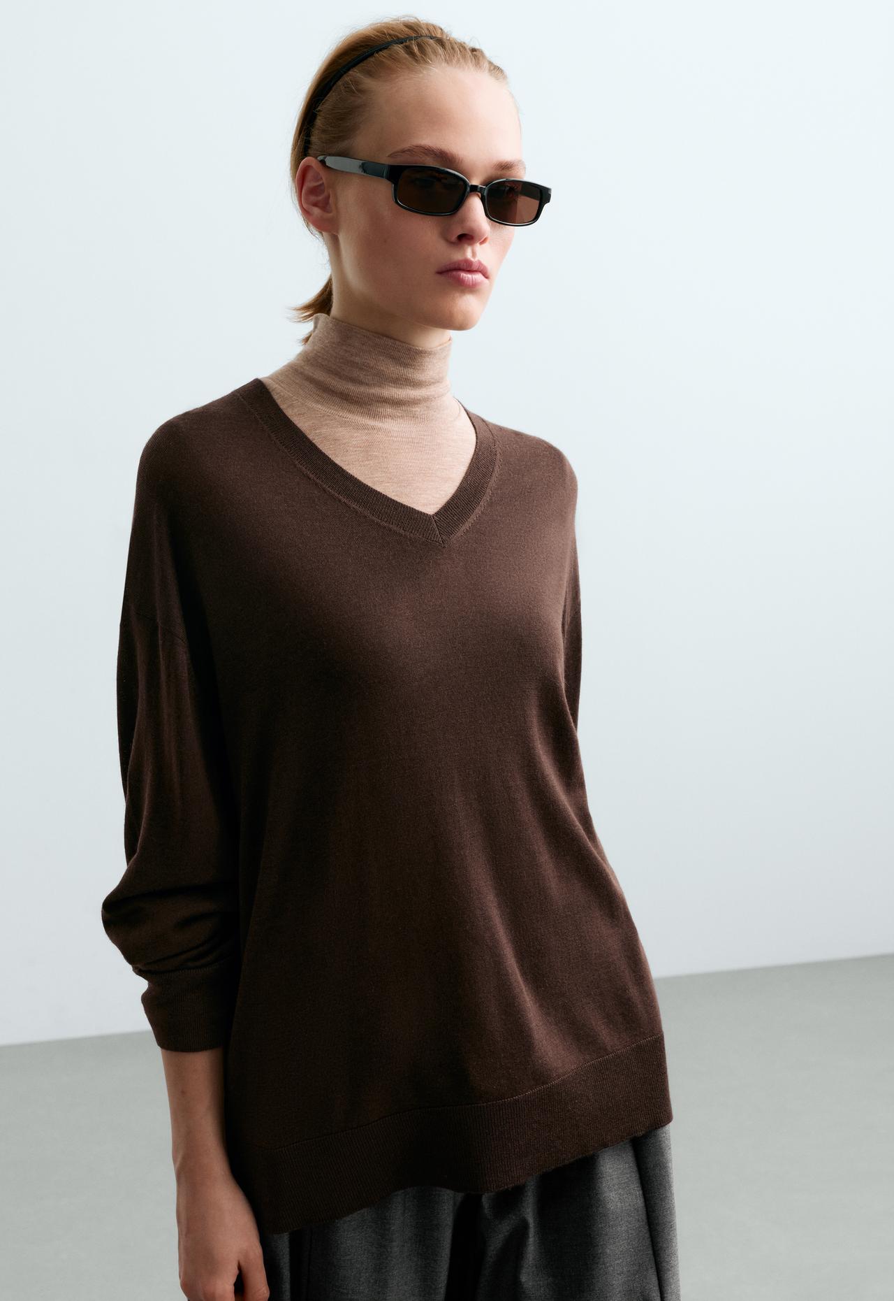 100% Merino wool knit jumper — DARK REDDISH‑BROWN