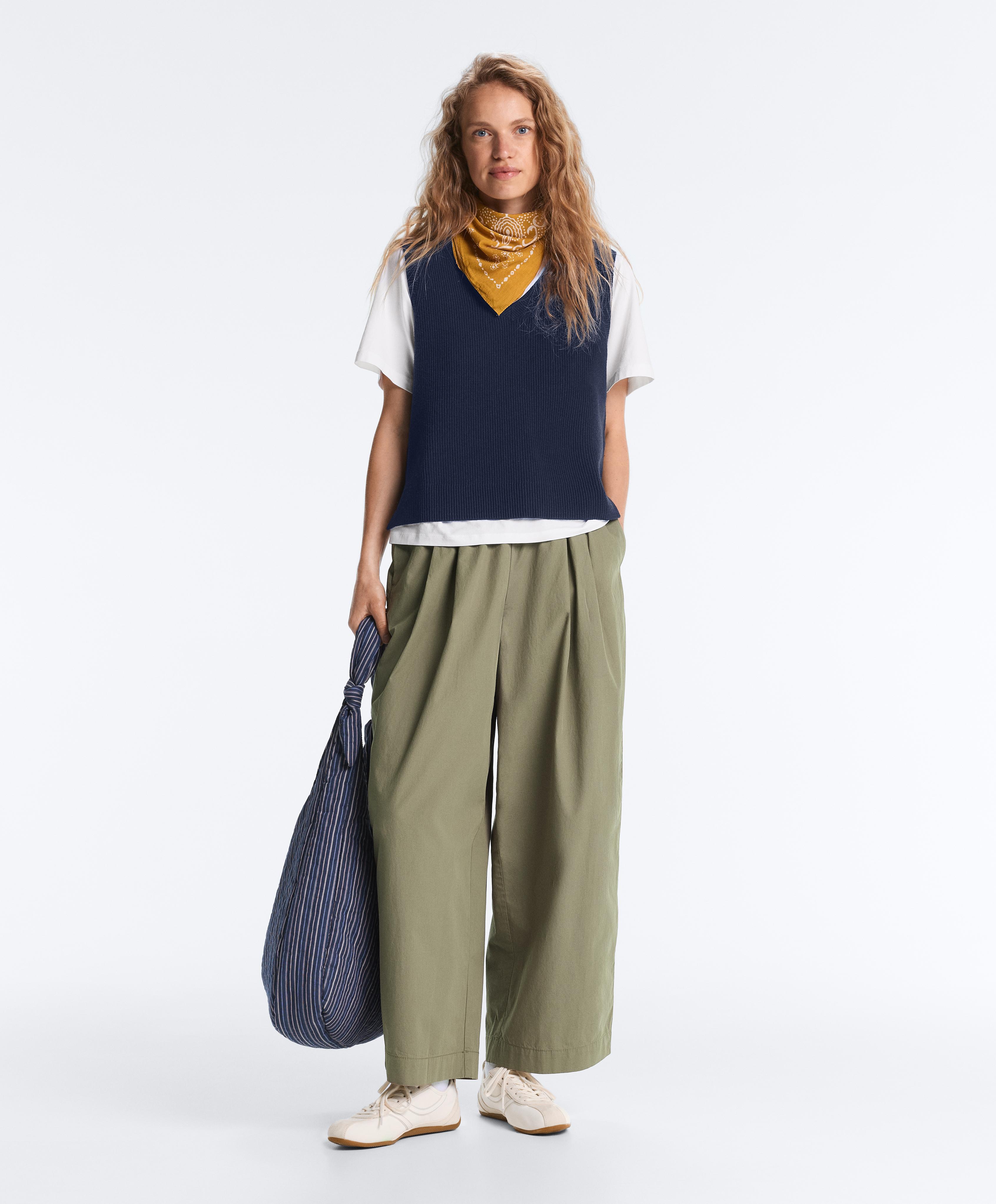 Tapered pleat 100% cotton trousers