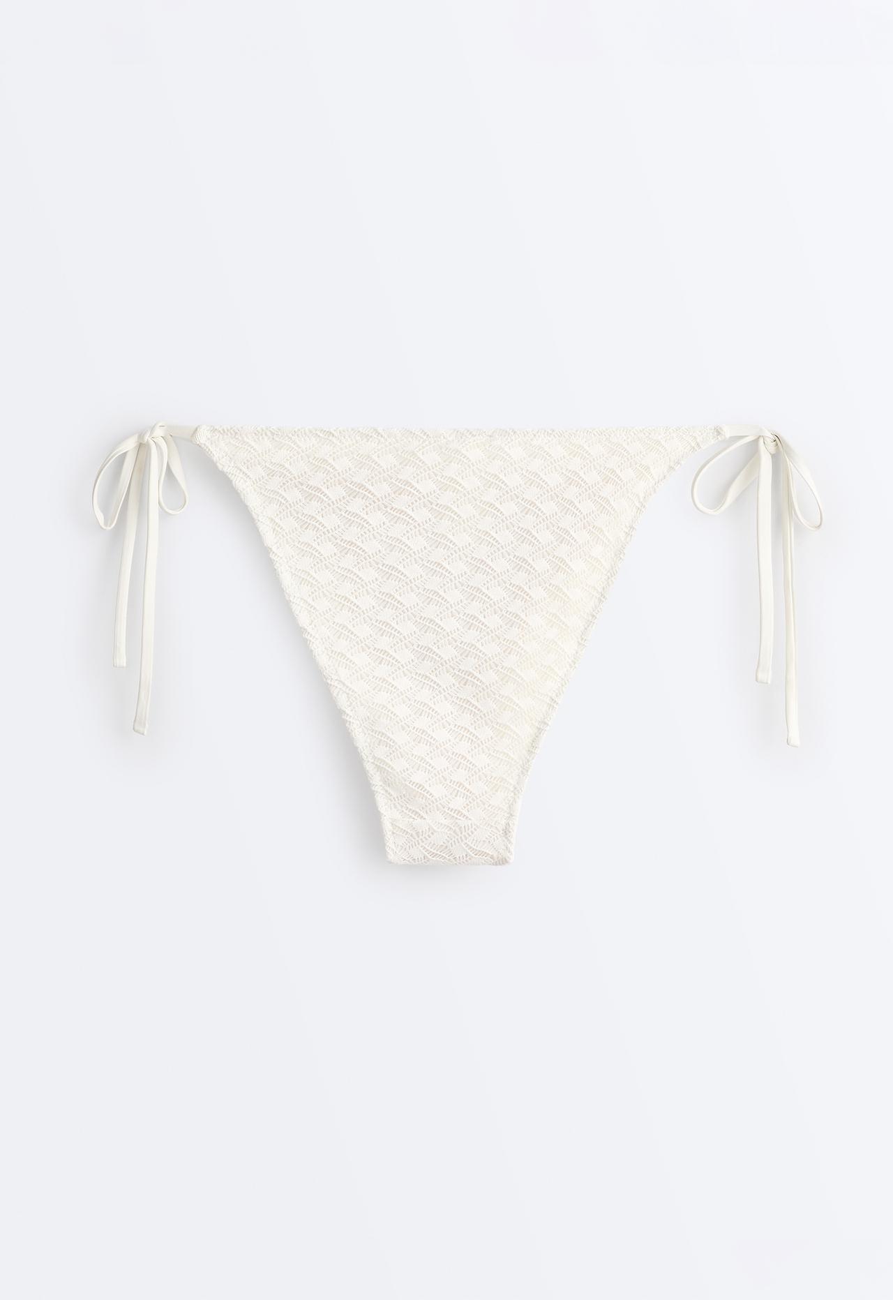 Medium-coverage braided crochet tie bikini briefs — PALE ECRU