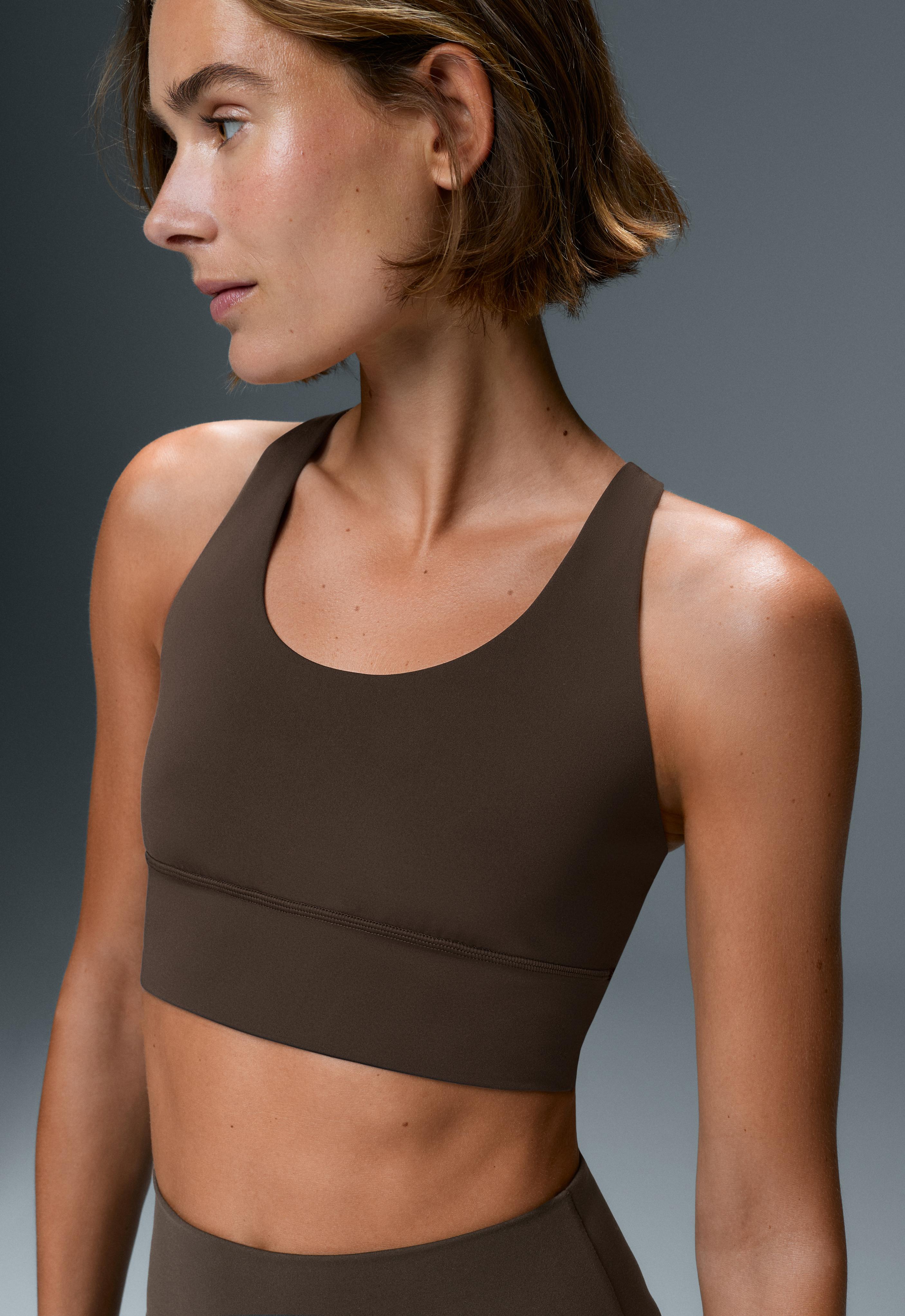Medium support Comfortlux sports bra with cup Medium support Comfortlux sports bra with cup