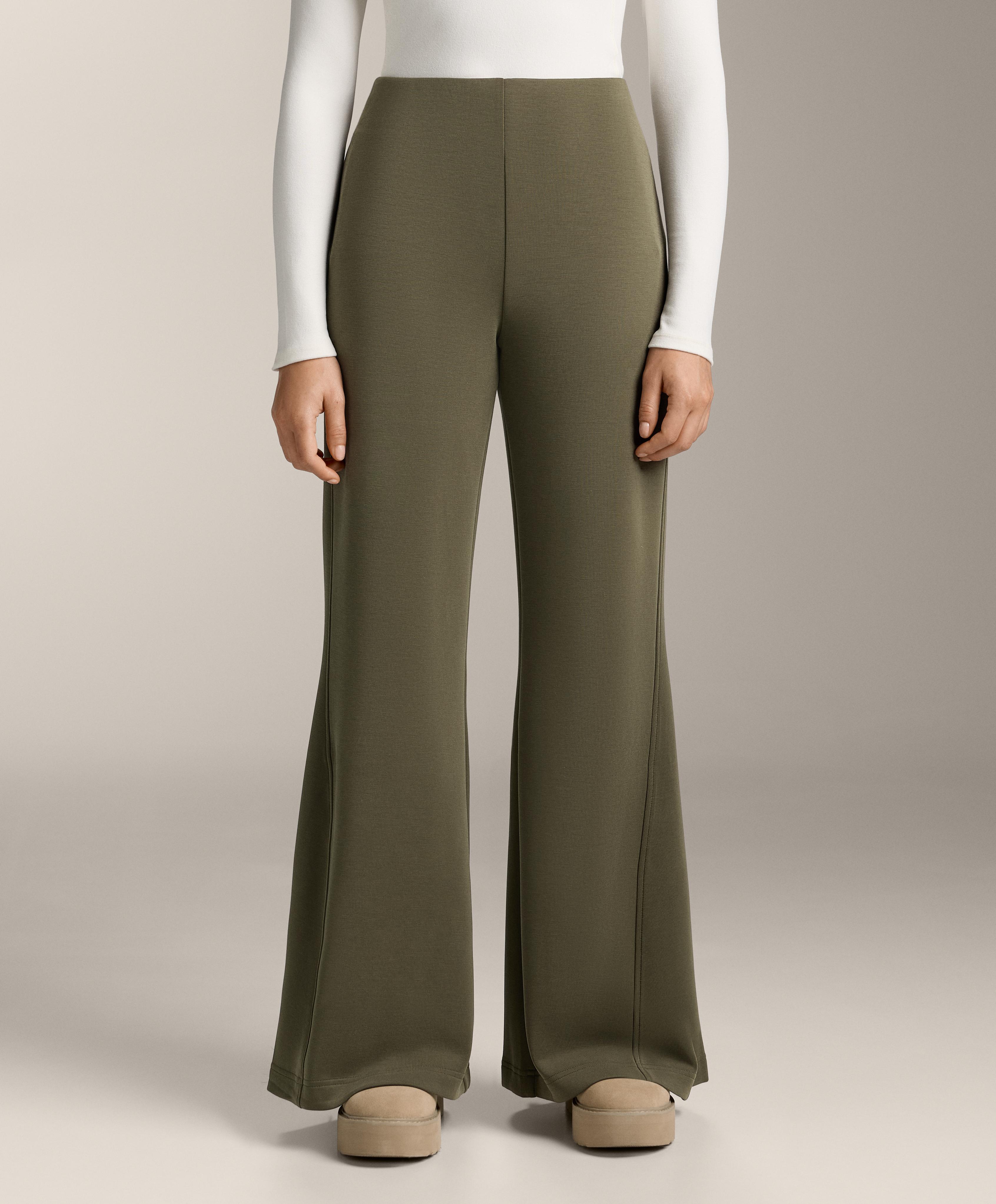 Pantalon super high rise flare avec modal brossé Pantalon super high rise flare avec modal brossé