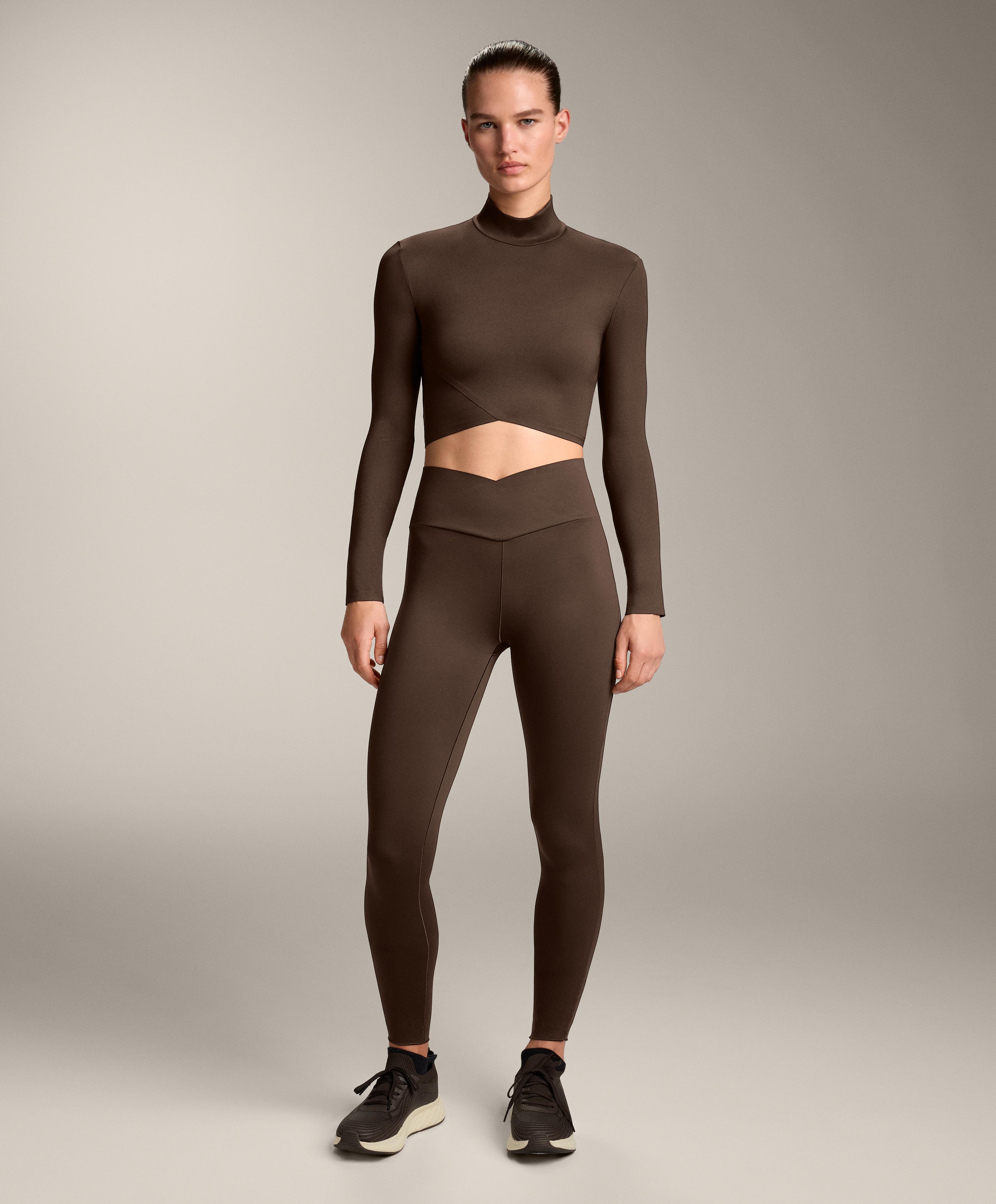 تيشيرت Perfect-adapt بأكمام طويلة - تنزيلات