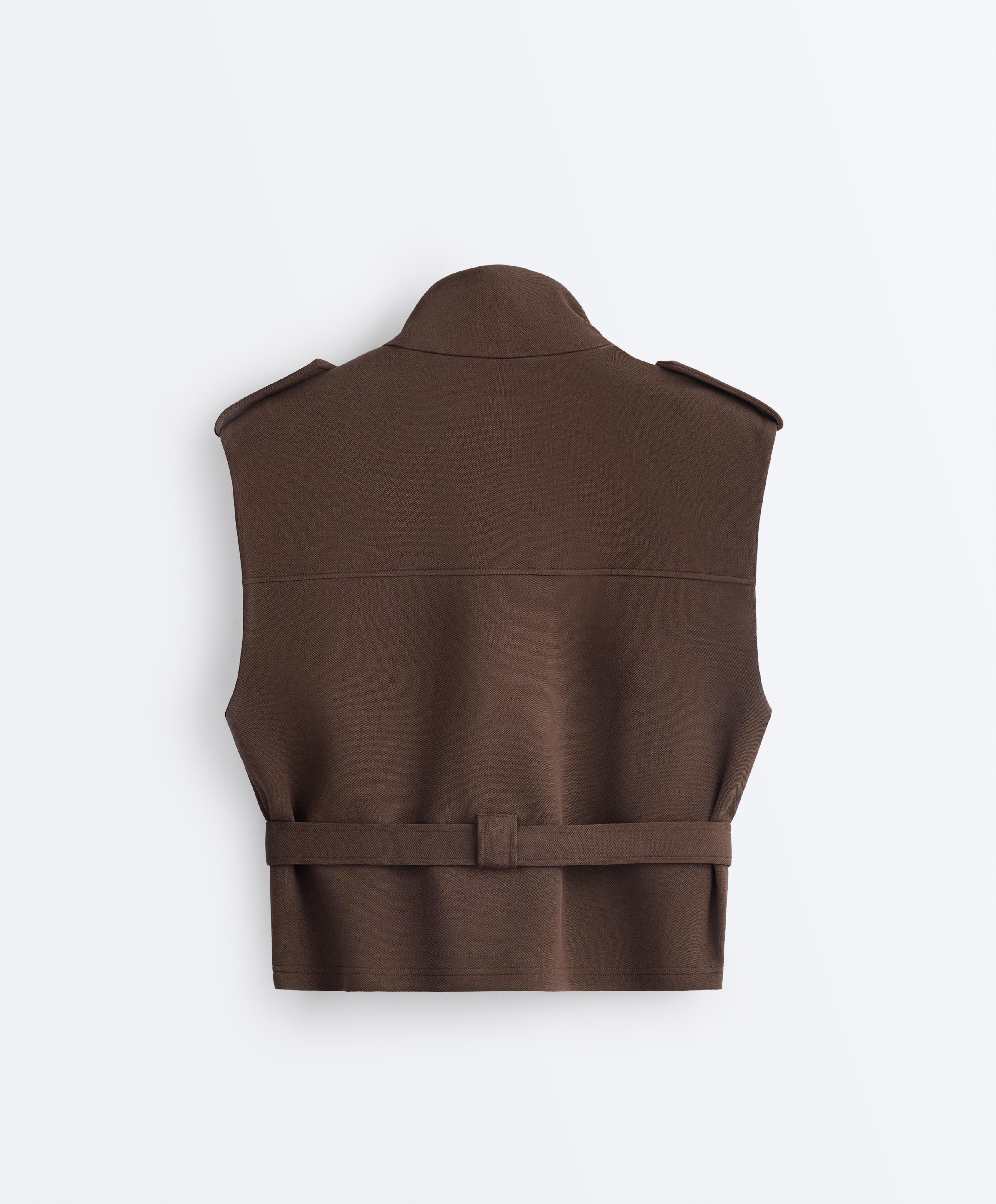 Utility piqué gilet with cotton belt — DARK BROWN