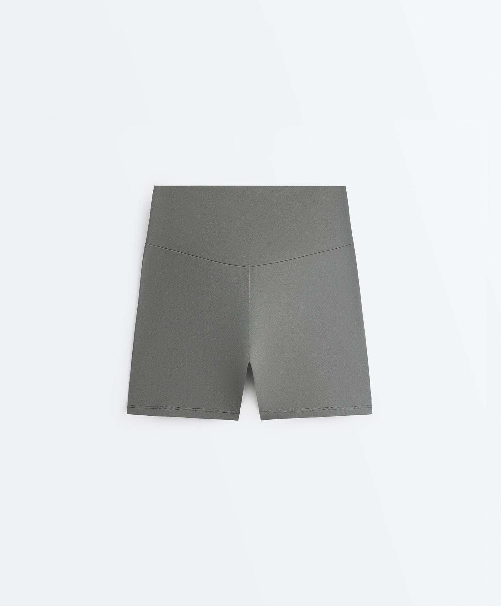 Comfortlux high-waisted 10cm hot pants — MID GREY