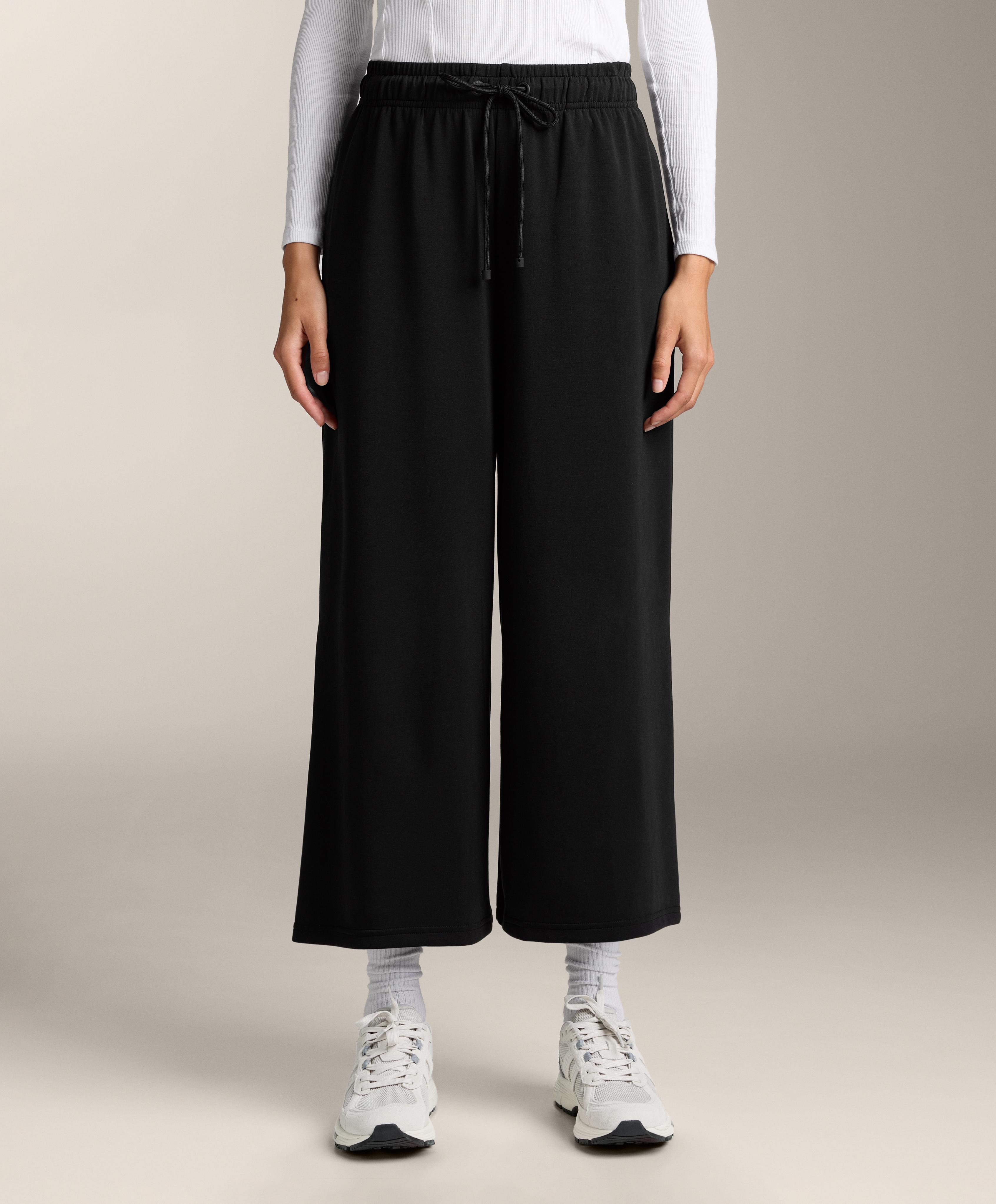 Soft-touch wide-leg crop trousers with modal