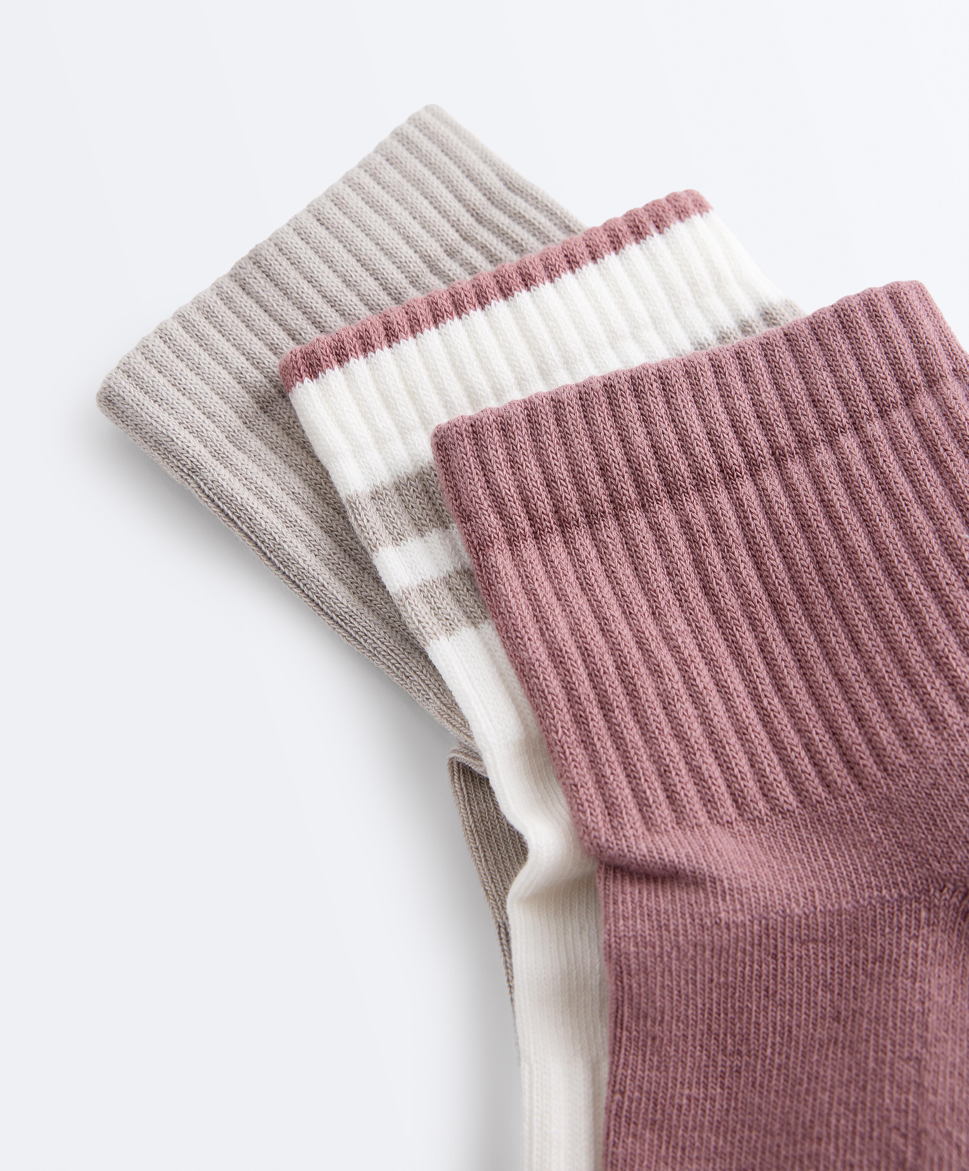 3 pairs of cushioned cotton quarter yoga and Pilates socks