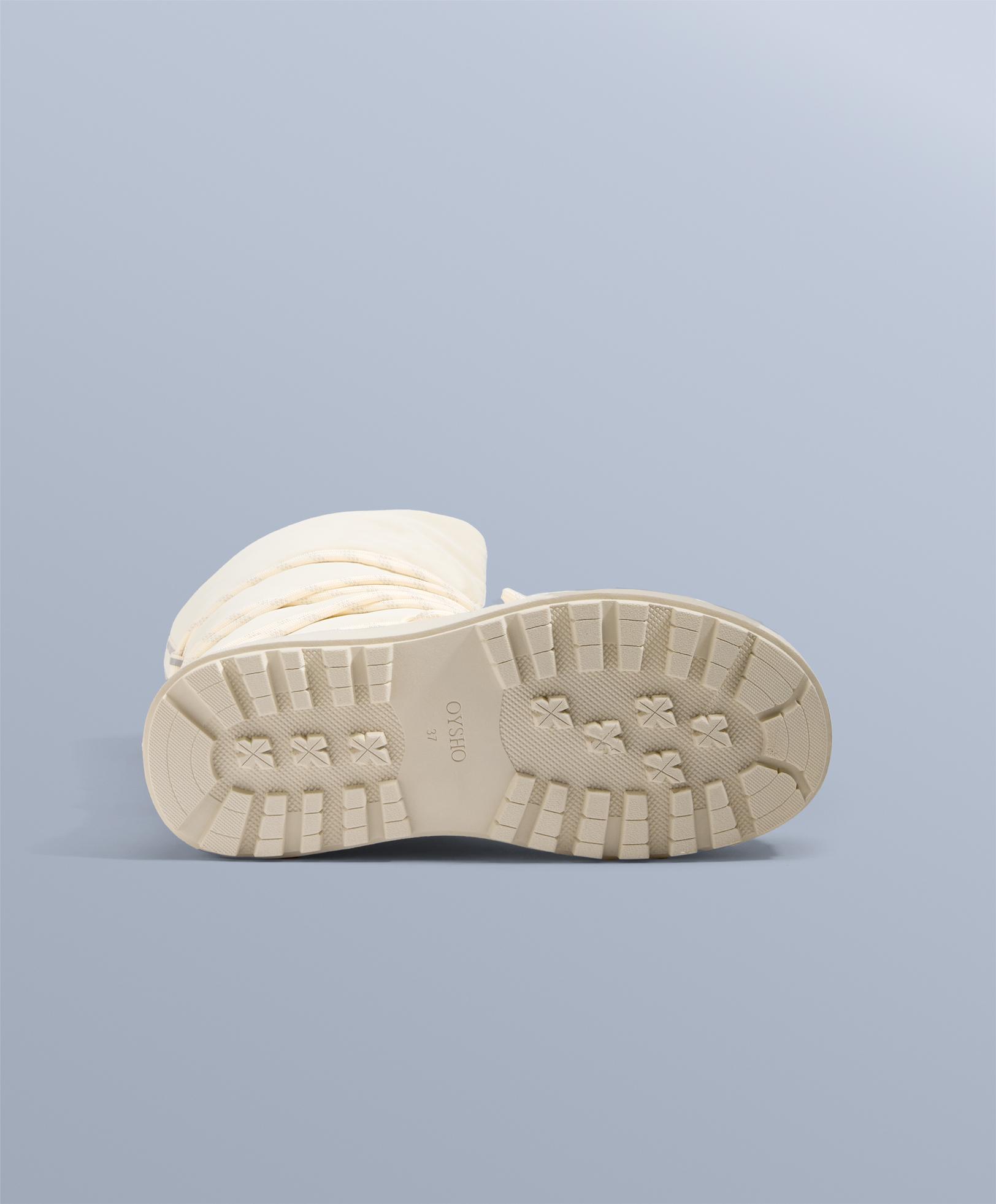 Laced nylon après-ski boots — ECRU