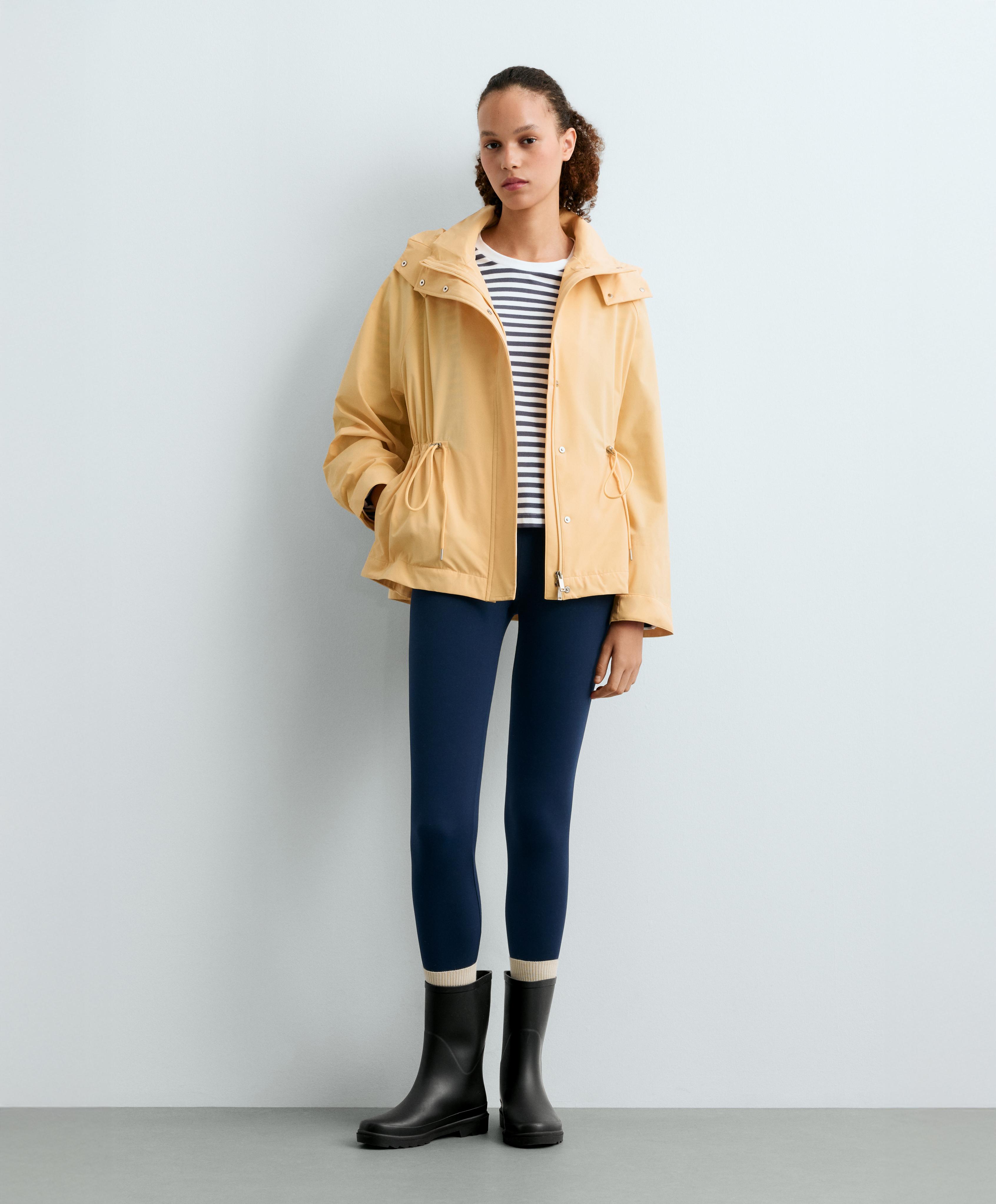 Extra lightweight 10k waterproof jacket — PALE YELLOW
