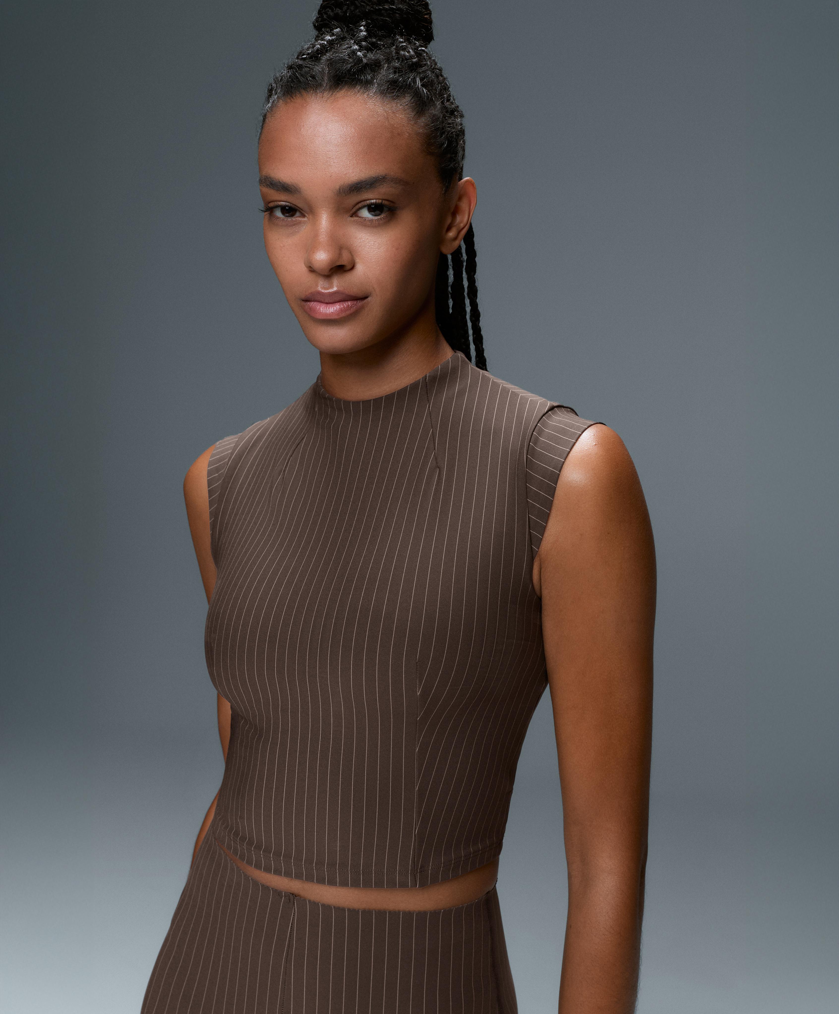 Compressive short-sleeved pinstripe tank top — BROWN