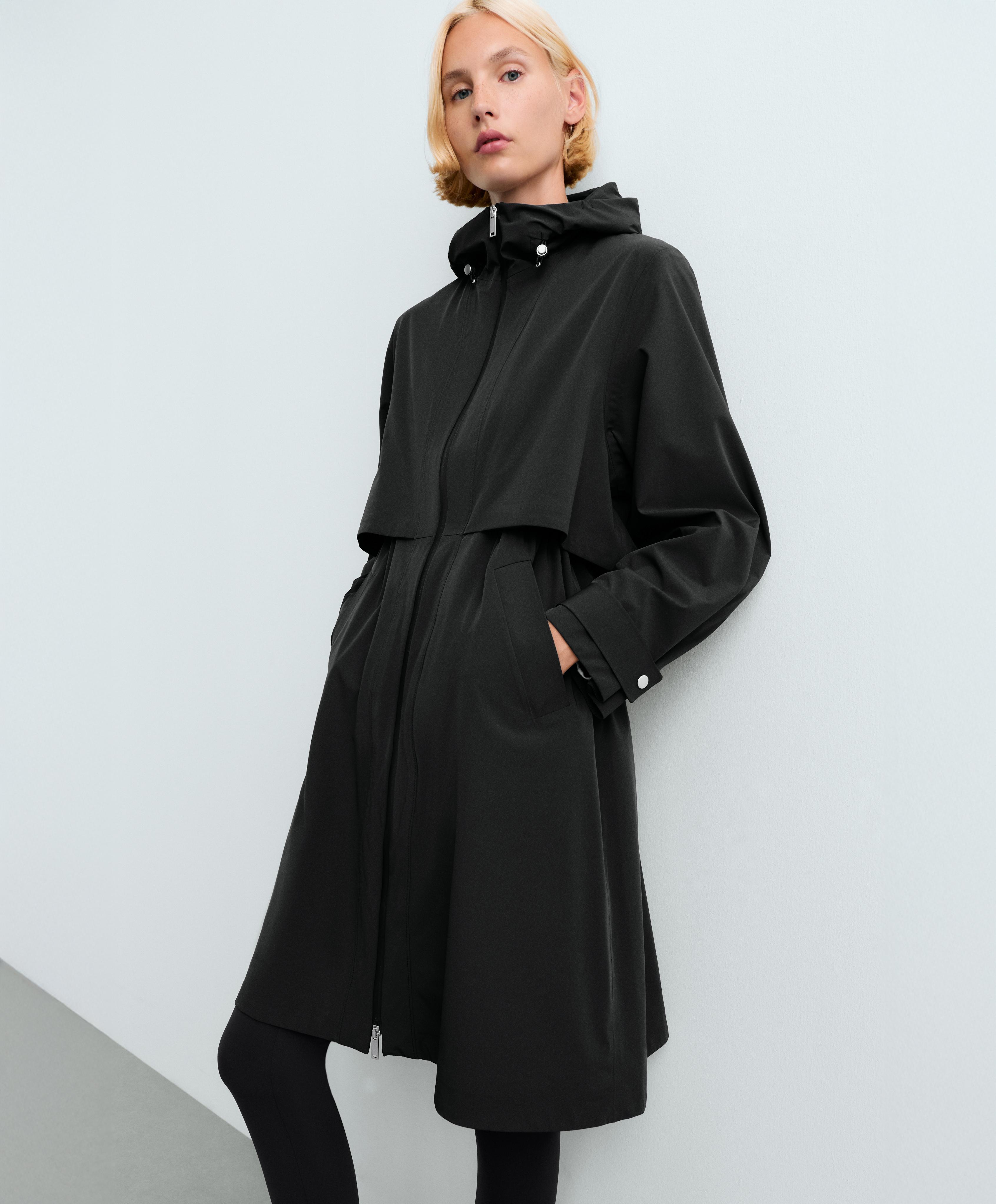 Extra lightweight long 10k waterproof jacket — BLACK
