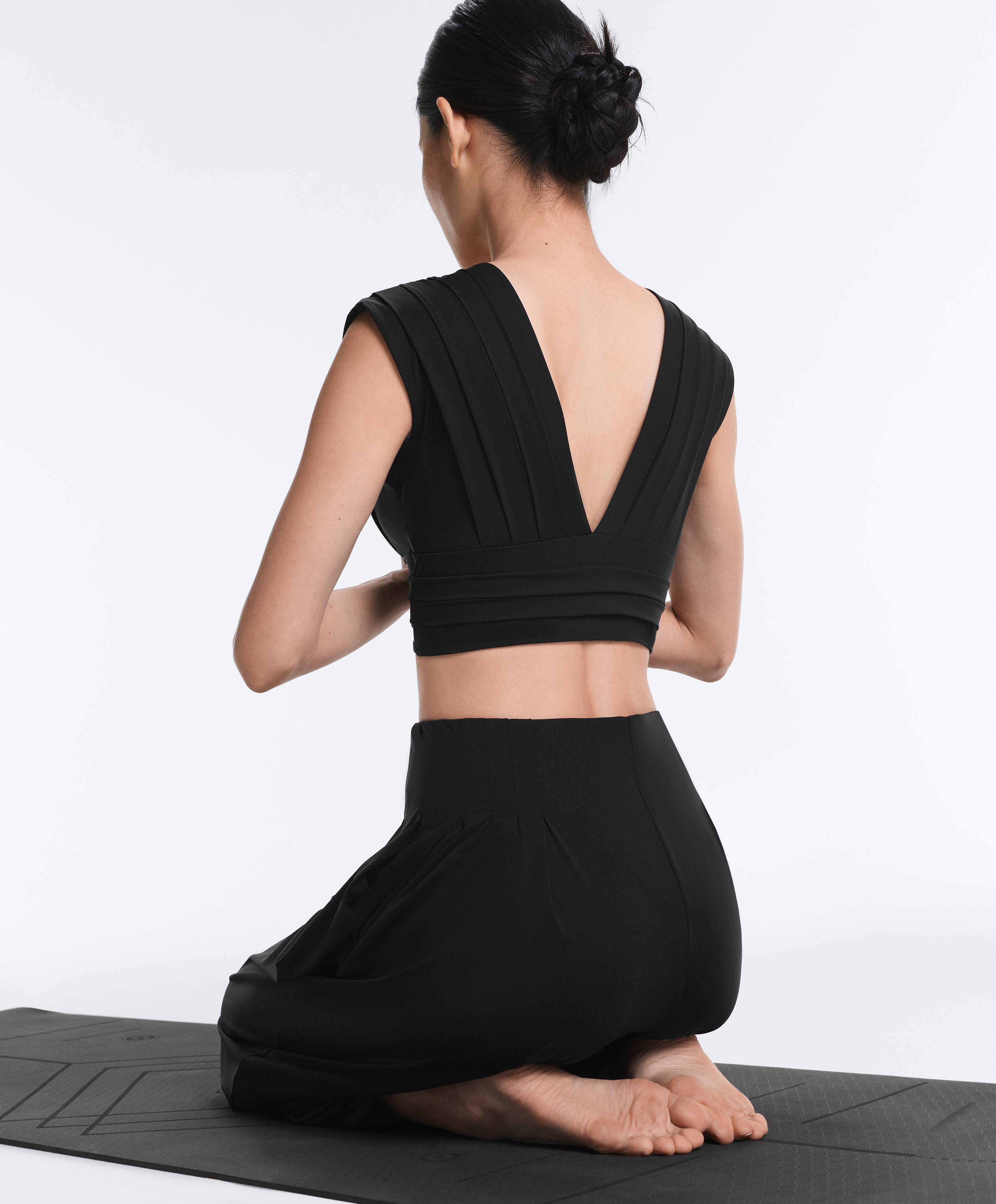 Light Touch pleated tank top — BLACK