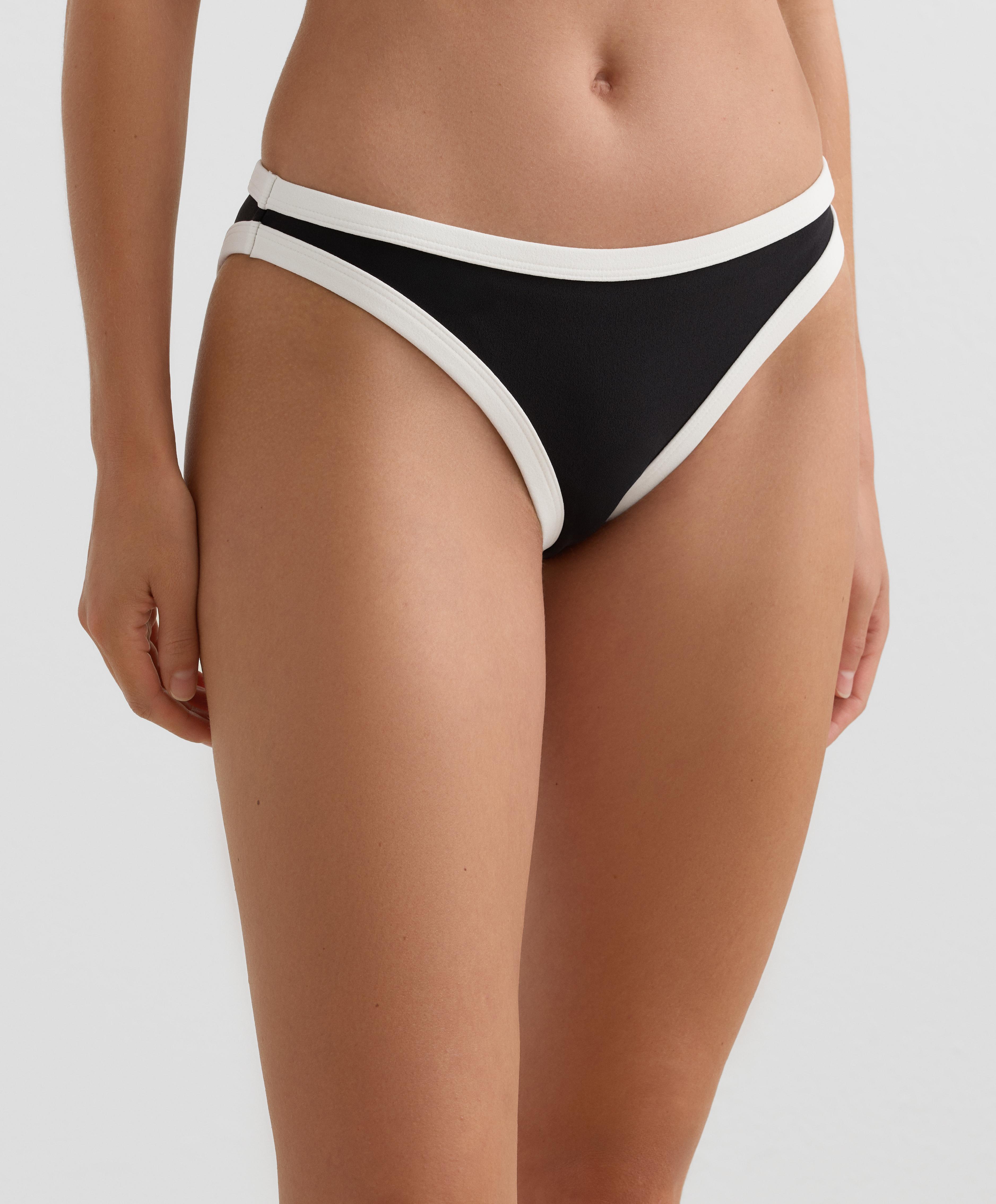 Klassikalised kontrastäärega bikiinipüksid