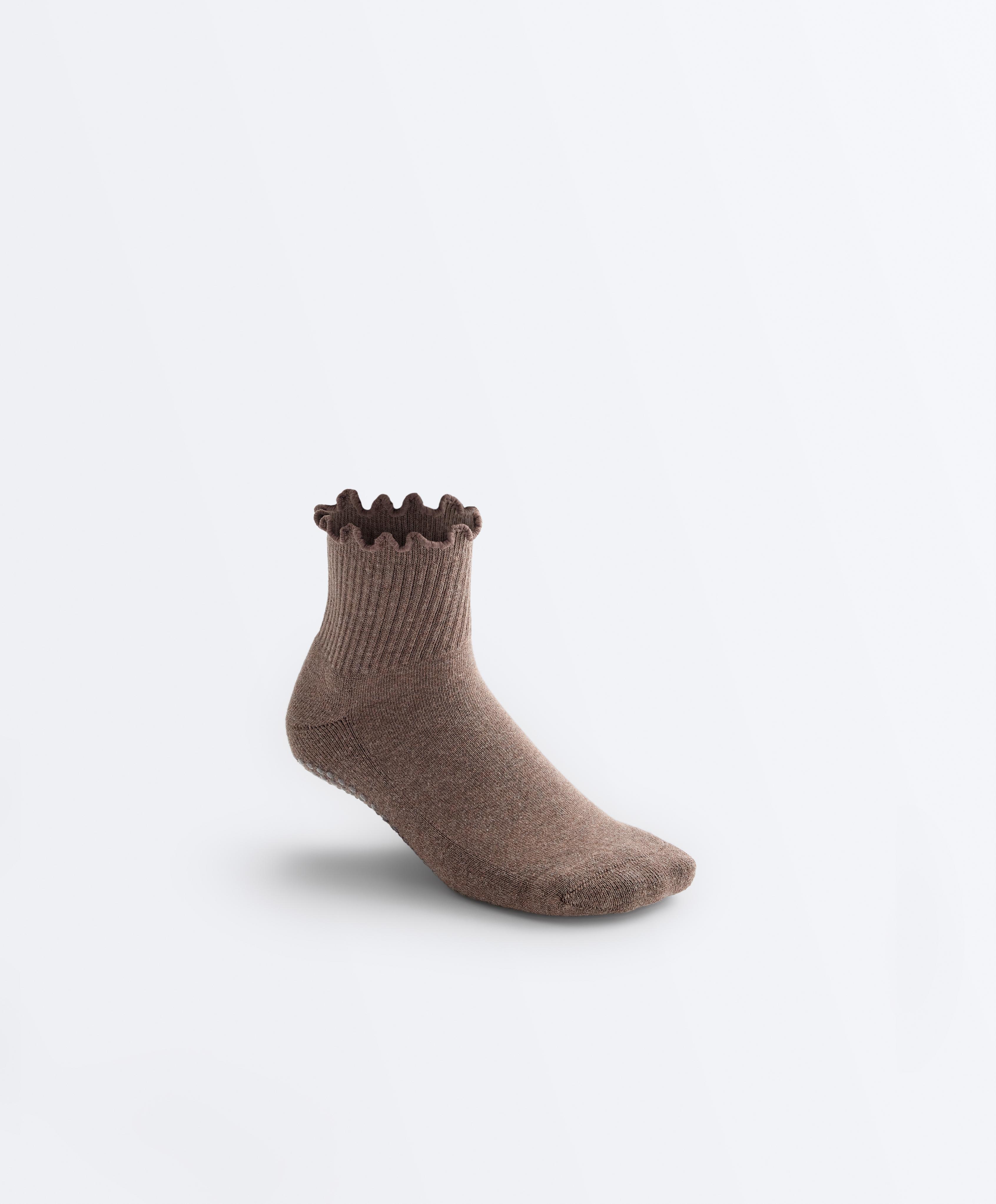 2 pairs of cotton curling quarter yoga and Pilates socks — PALE TAN