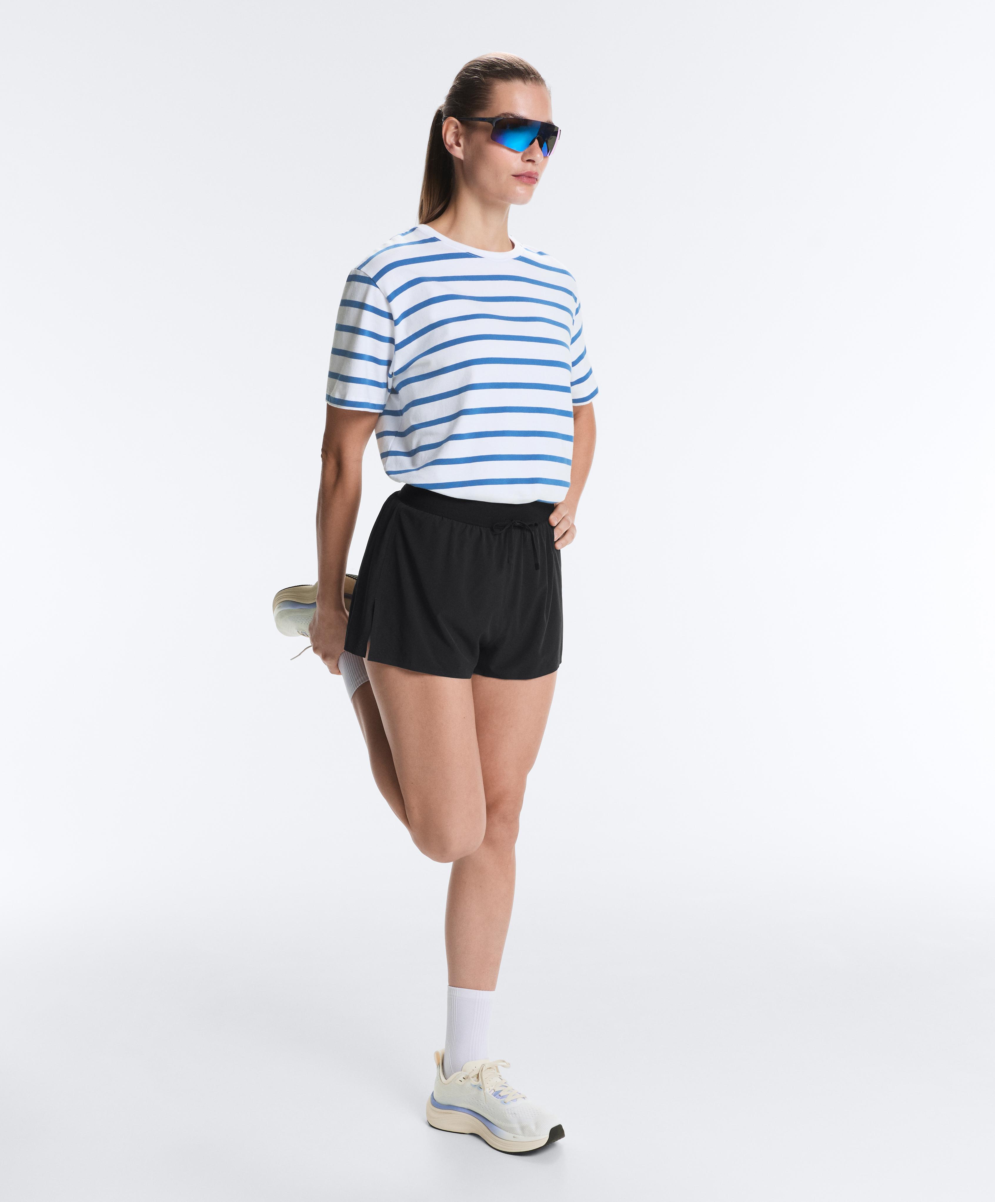 Mid-rise 7cm technical shorts — BLACK