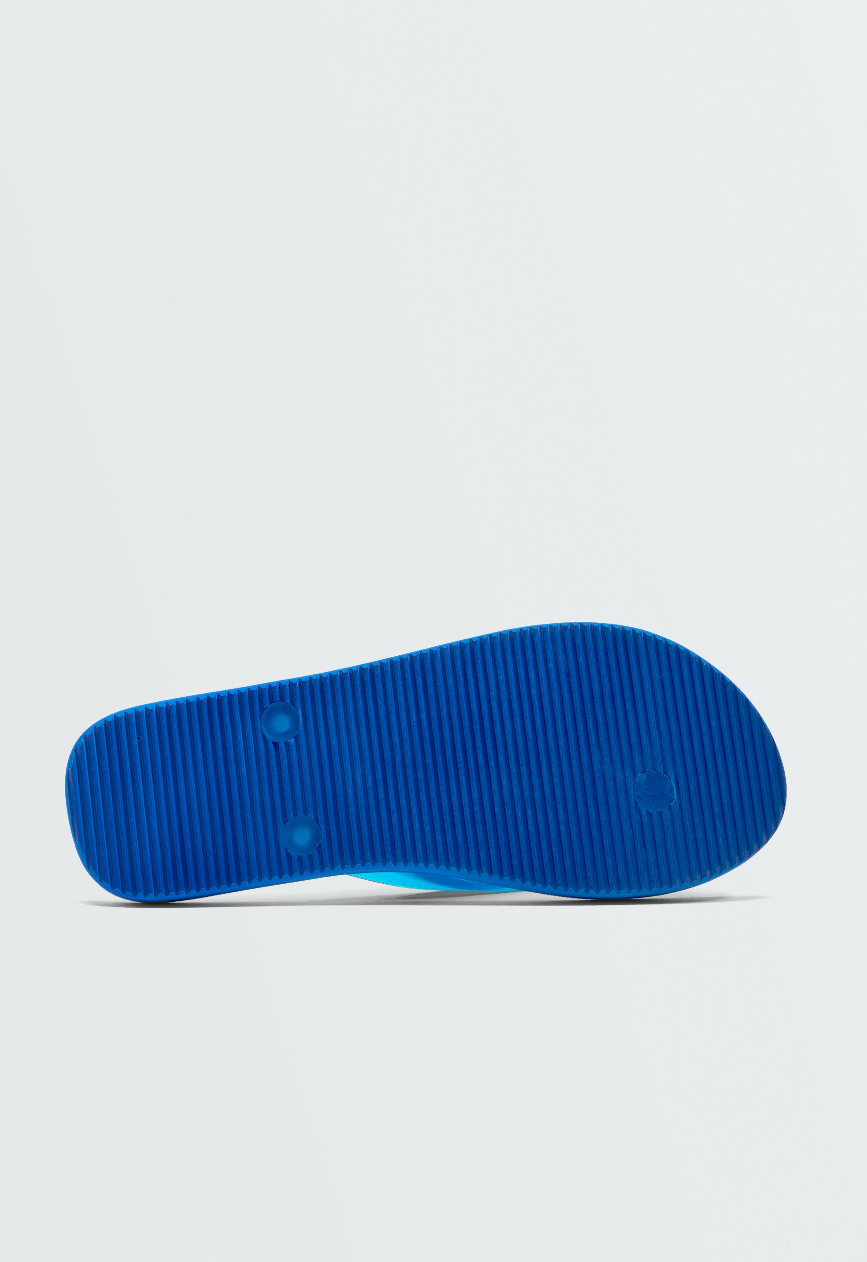 Textured beach sandals — BLUE