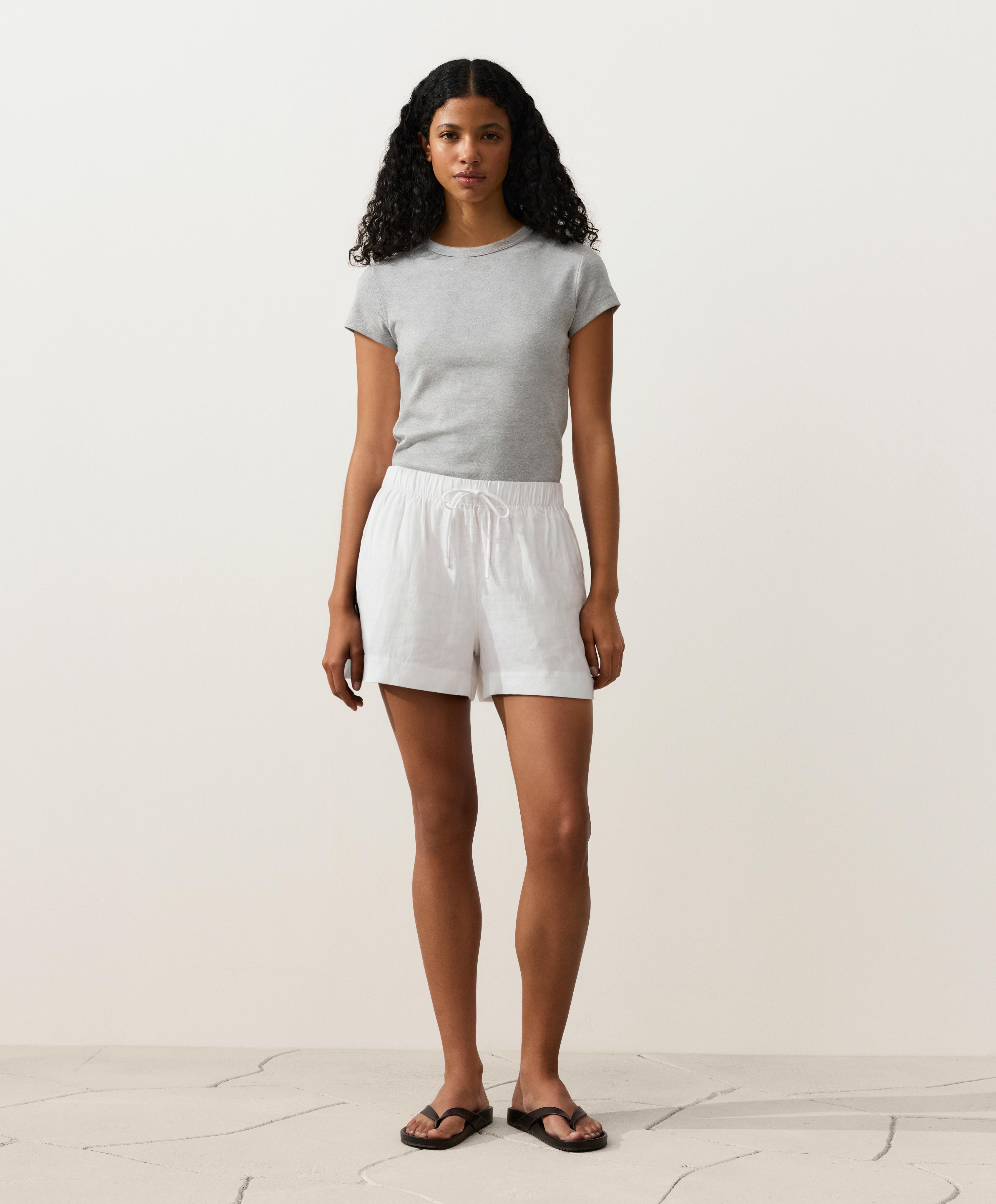 100% linen mid-rise shorts — WHITE
