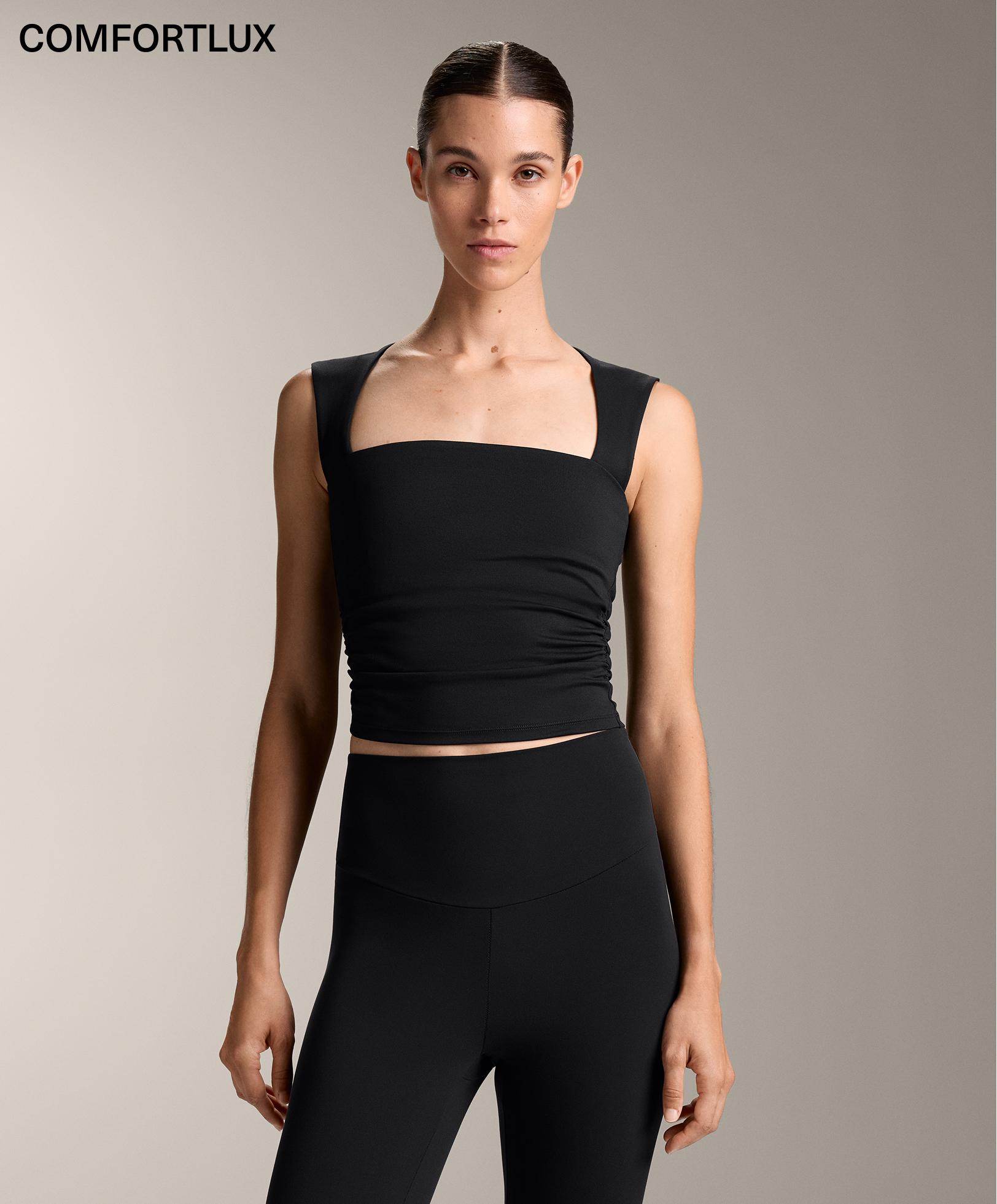 تانك توب Comfortlux فتحة صدر مستقيمة تانك توب Comfortlux فتحة صدر مستقيمة