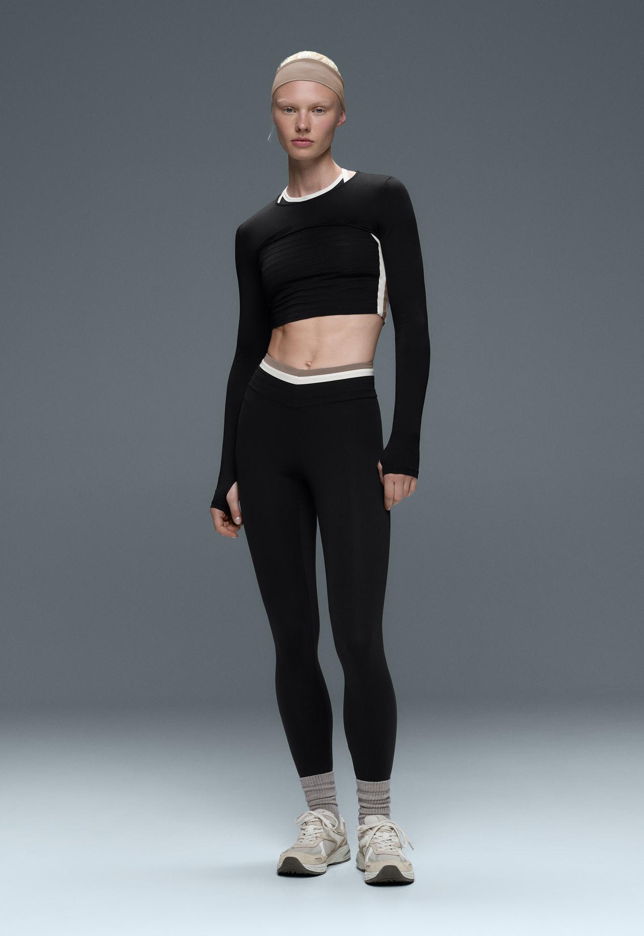 Comfortlux ankle-length high rise block leggings — BLACK
