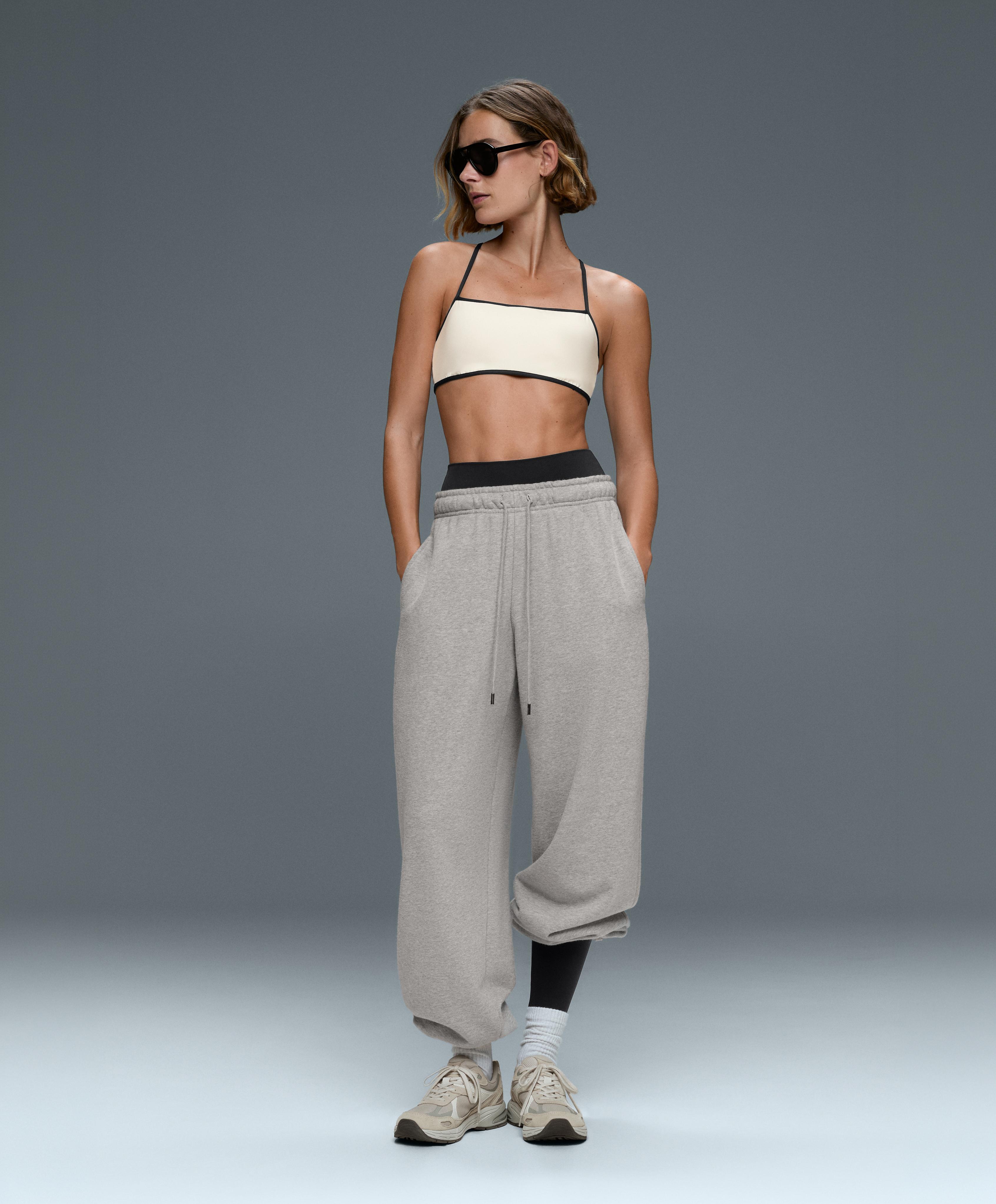 Low-support Comfortlux contrast sports bra — PALE ECRU