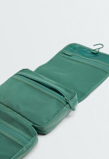 Hanging wash bag — GREEN 6