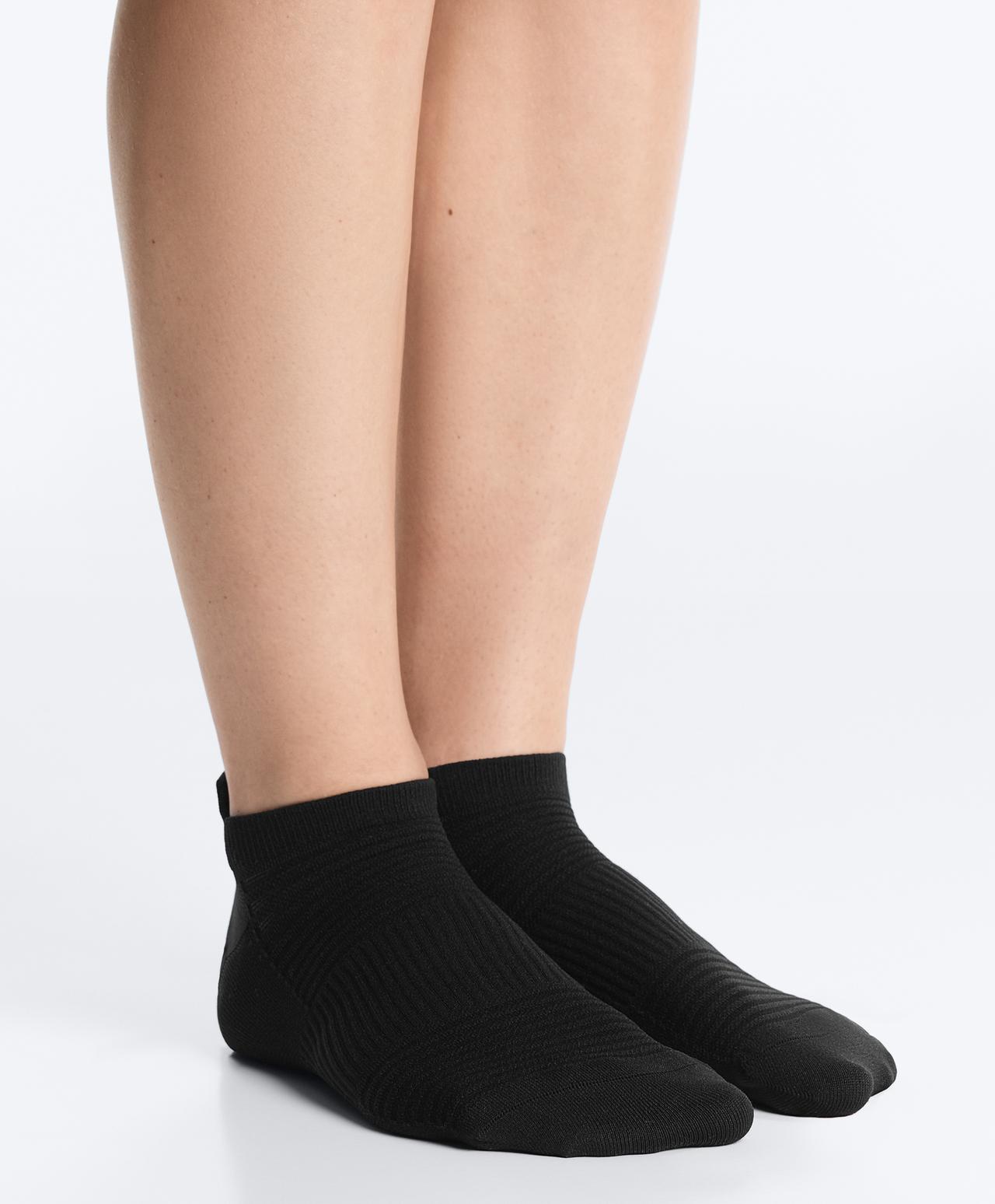 3 pairs of tab polyamide blend sports sneaker socks — BLACK