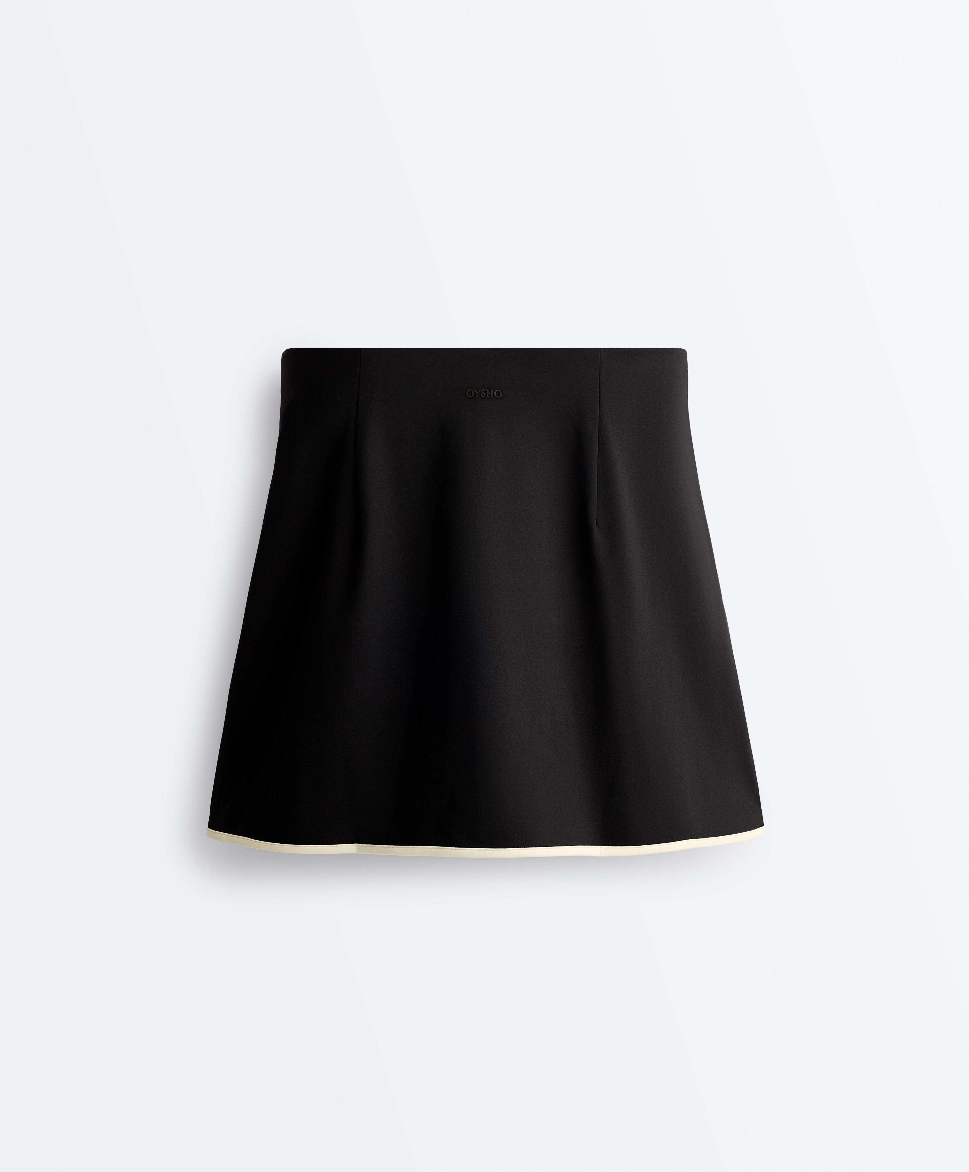 Comfortlux short skirt with contrast piping — BLACK