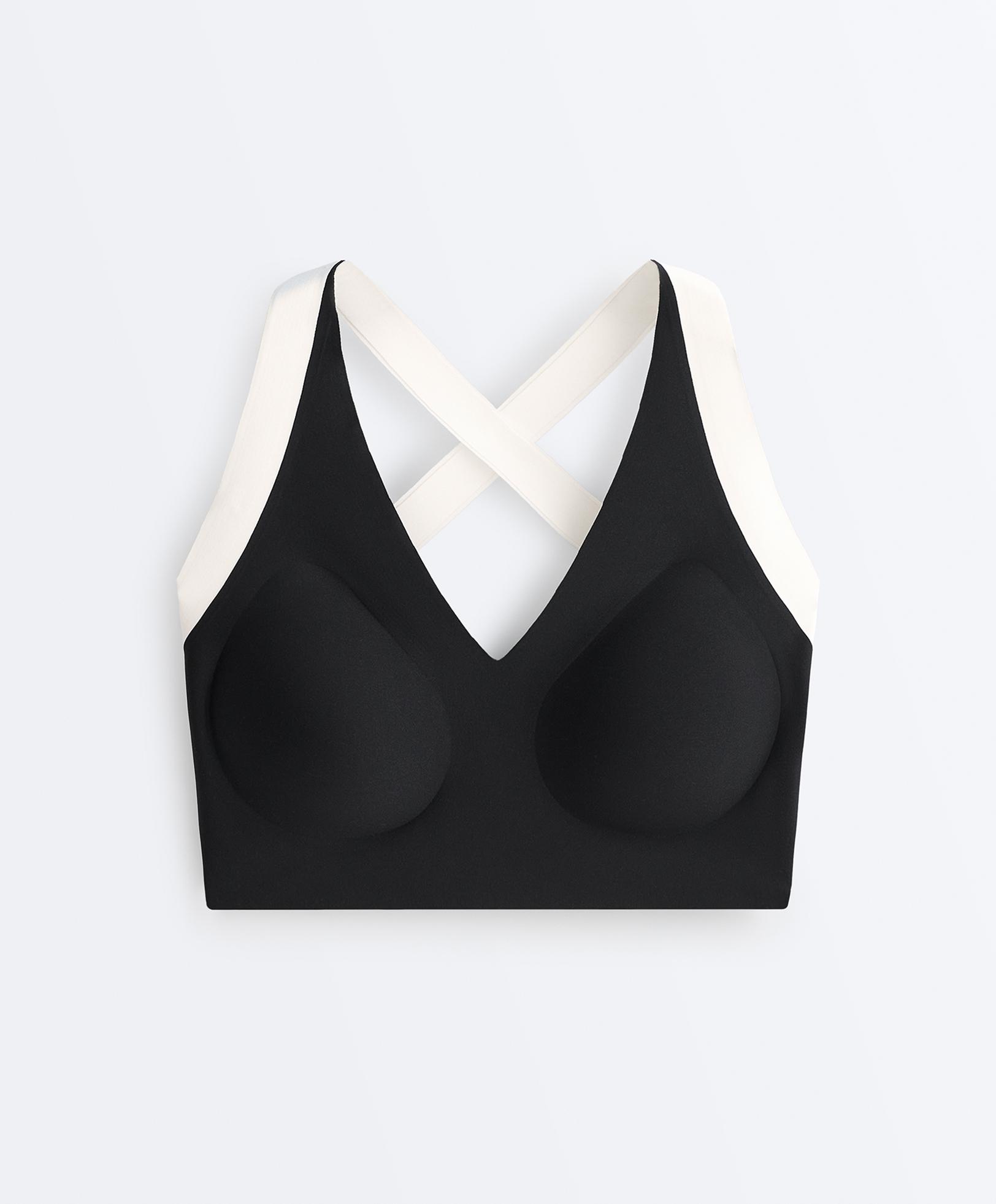 Perfect-adapt medium-support contrast sports bra — BLACK