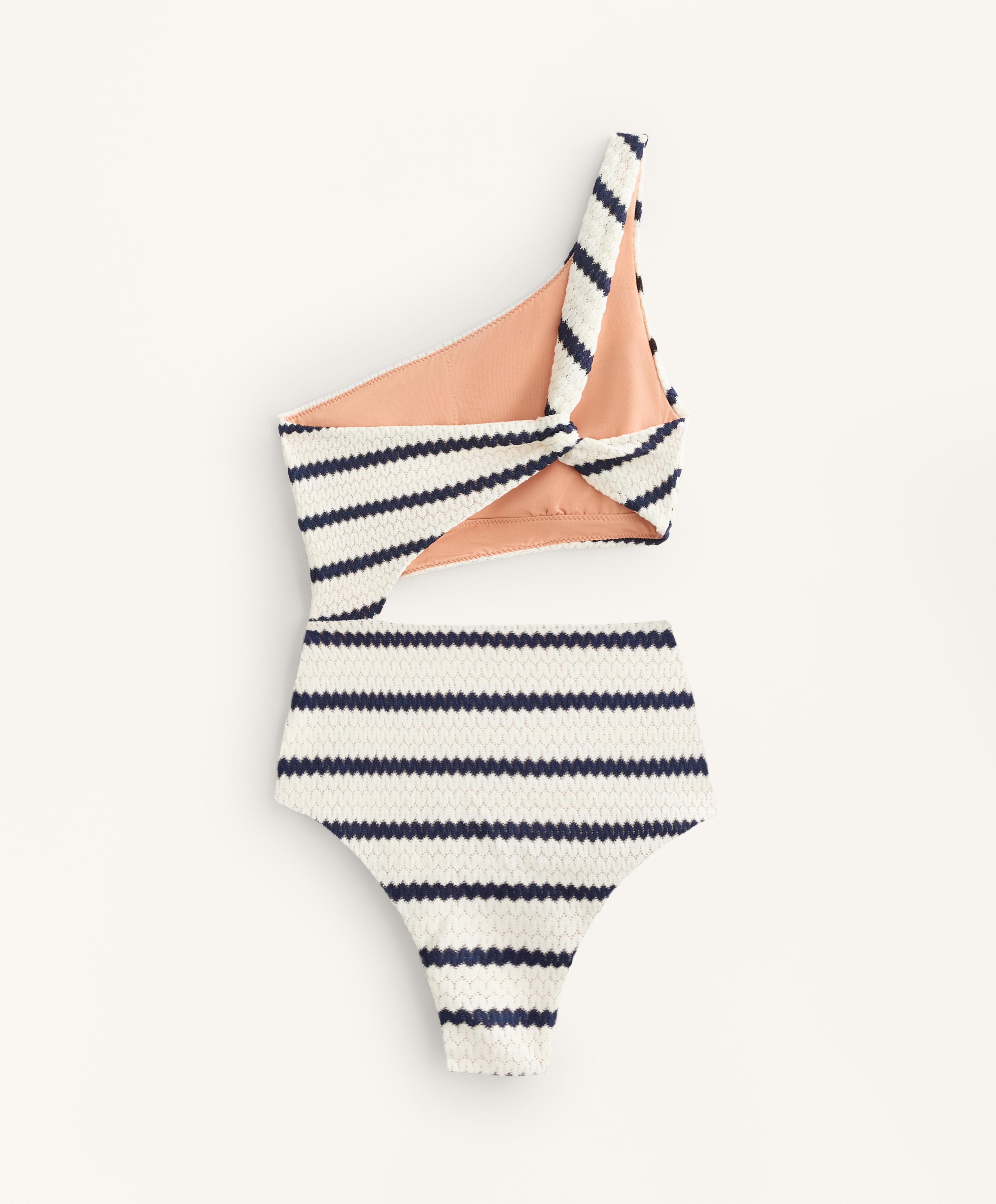 Asymmetric striped crochet trikini