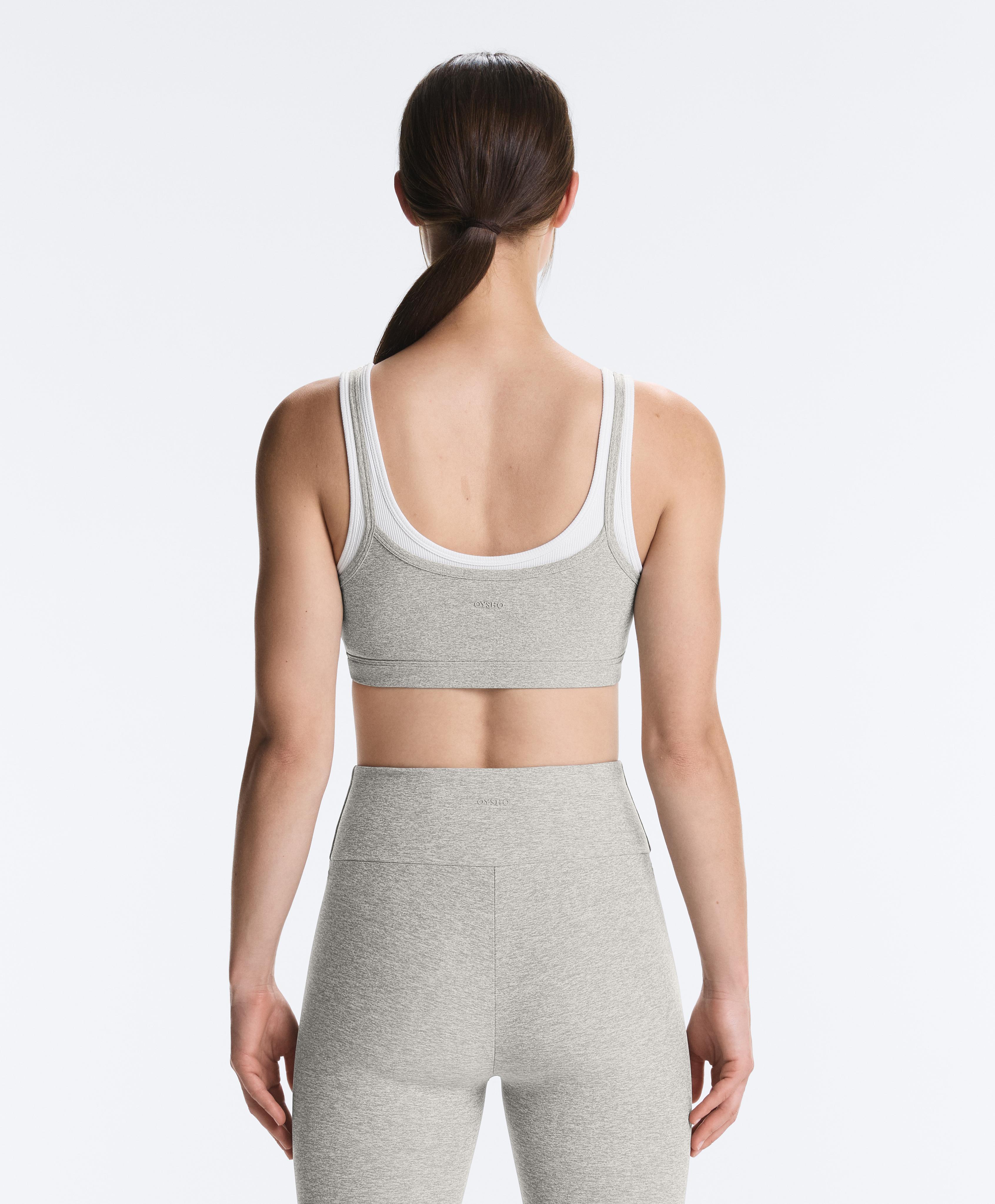 Medium-support ribbed heather sports bra with overlay — GREY MELANGE