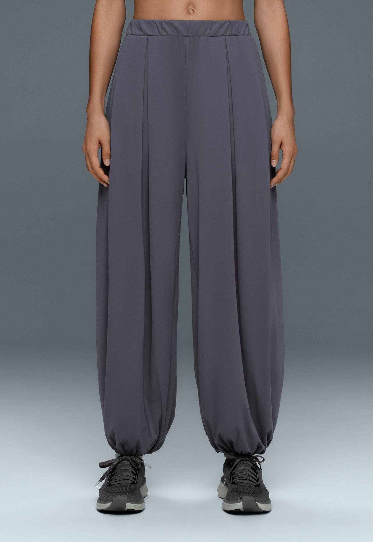 Comfortlux high-waisted pleated joggers — BLUE-GREY