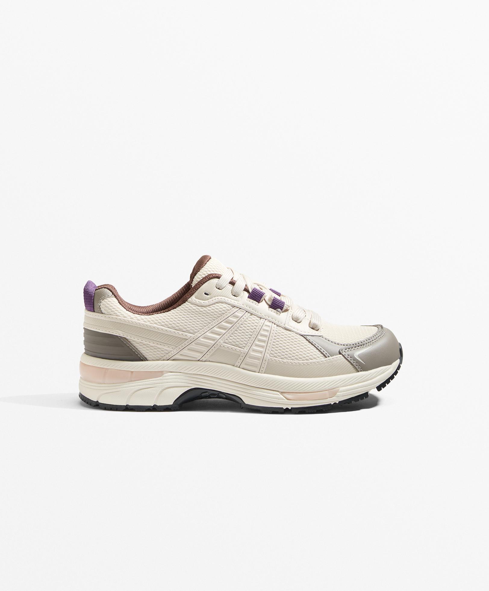 Sportschuh im Running-Stil Sportschuh im Running-Stil