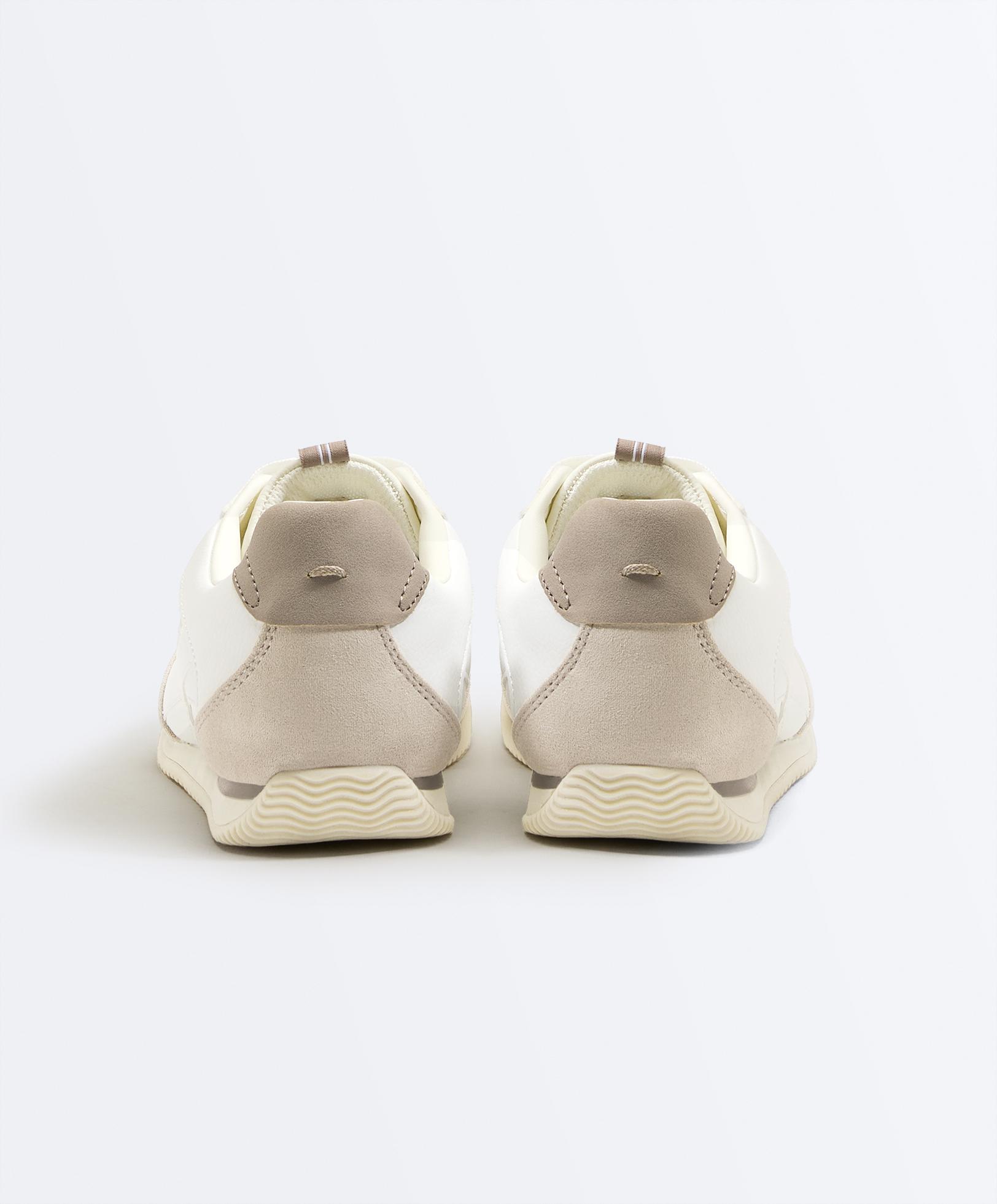 Retro-style trainers — WHITE