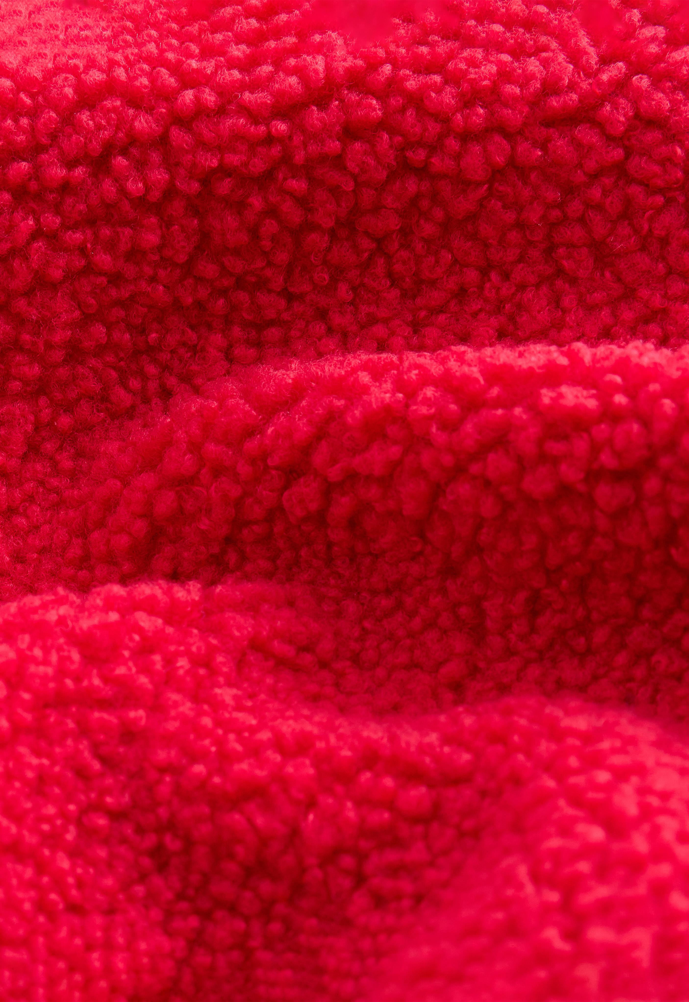 Buttoned faux-shearling gilet — STRAWBERRY