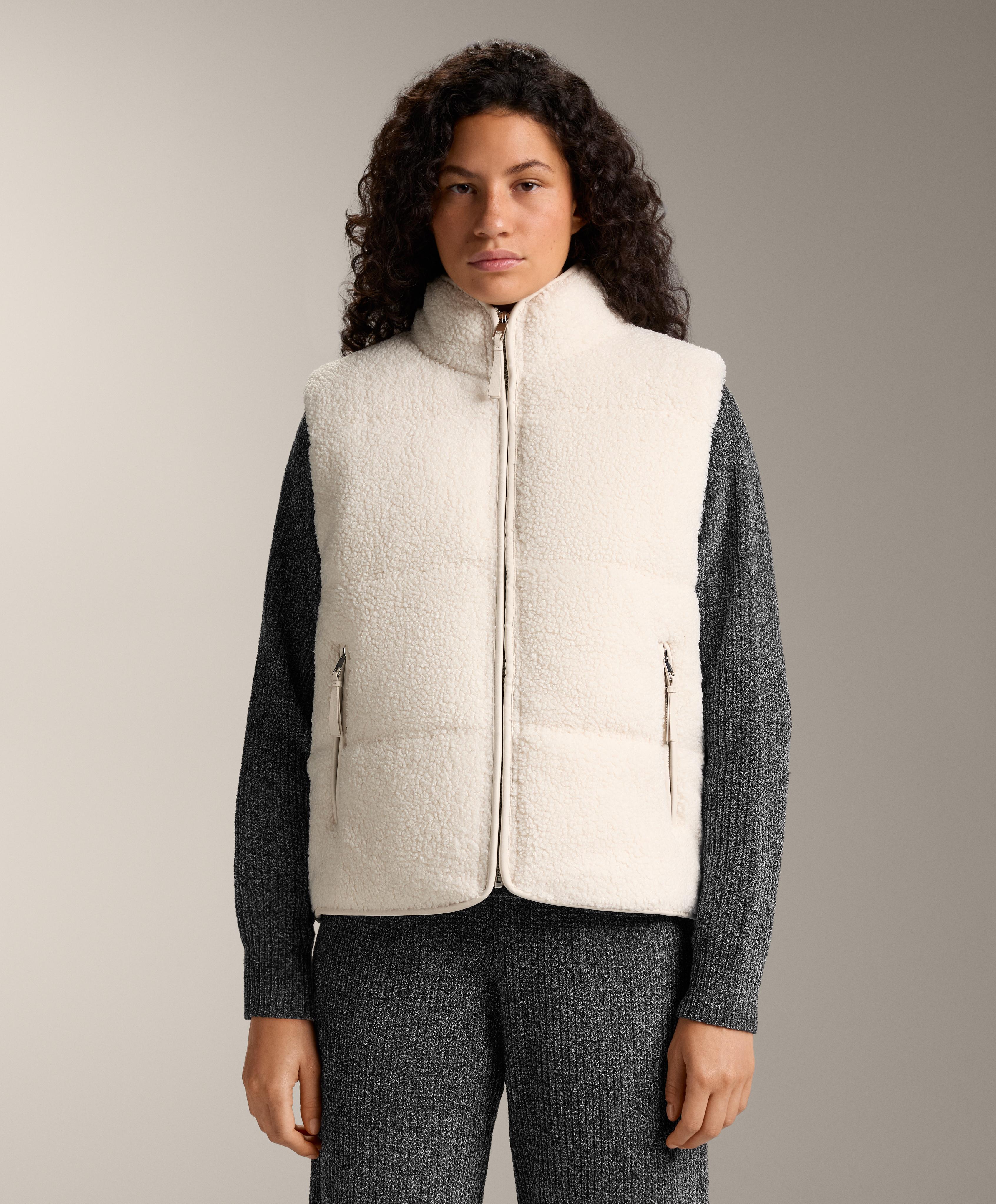 Quilted faux-shearling gilet Quilted faux-shearling gilet