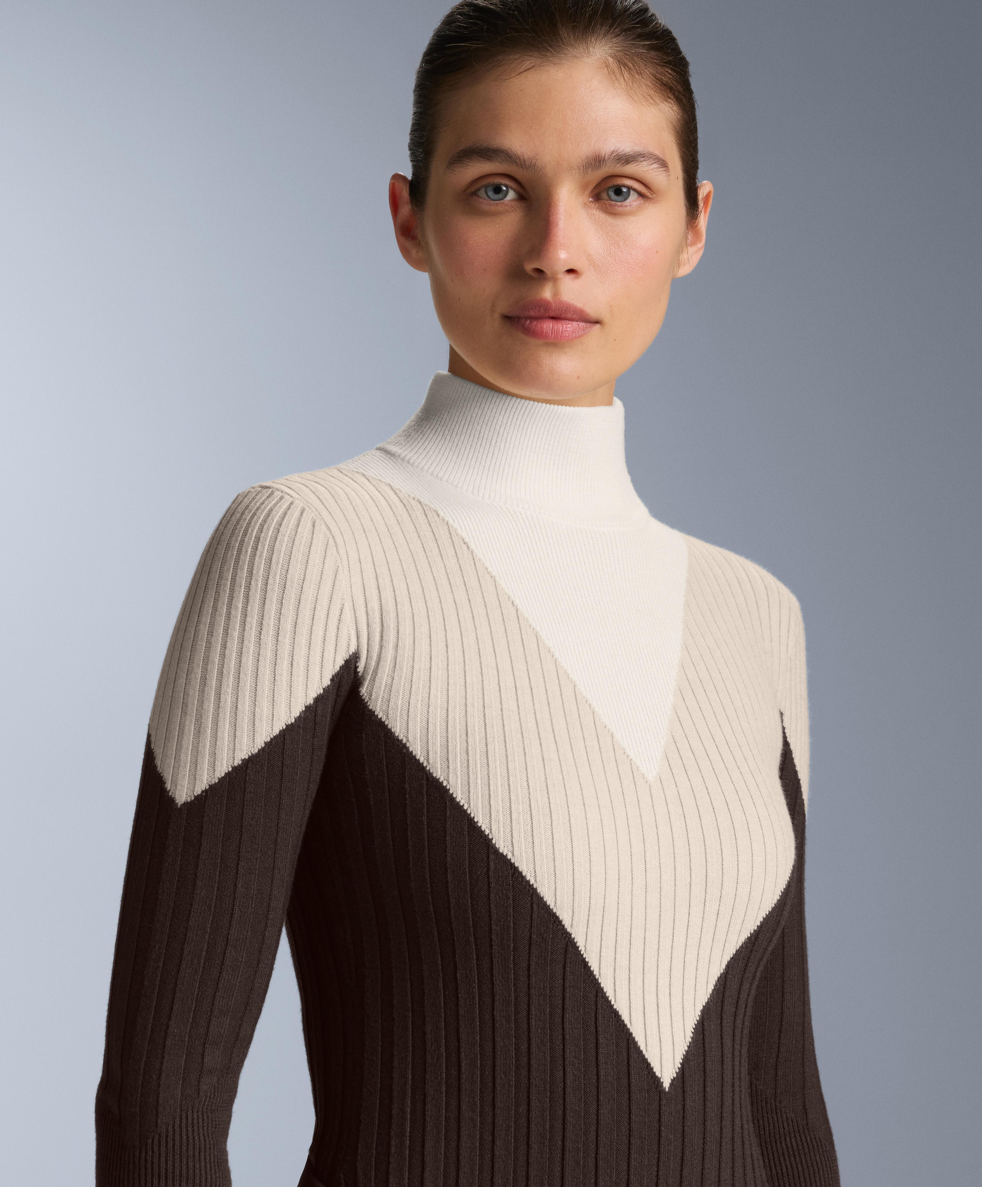 Thermal base layer rib knit T-shirt with contrasting high neck — DARK BROWN
