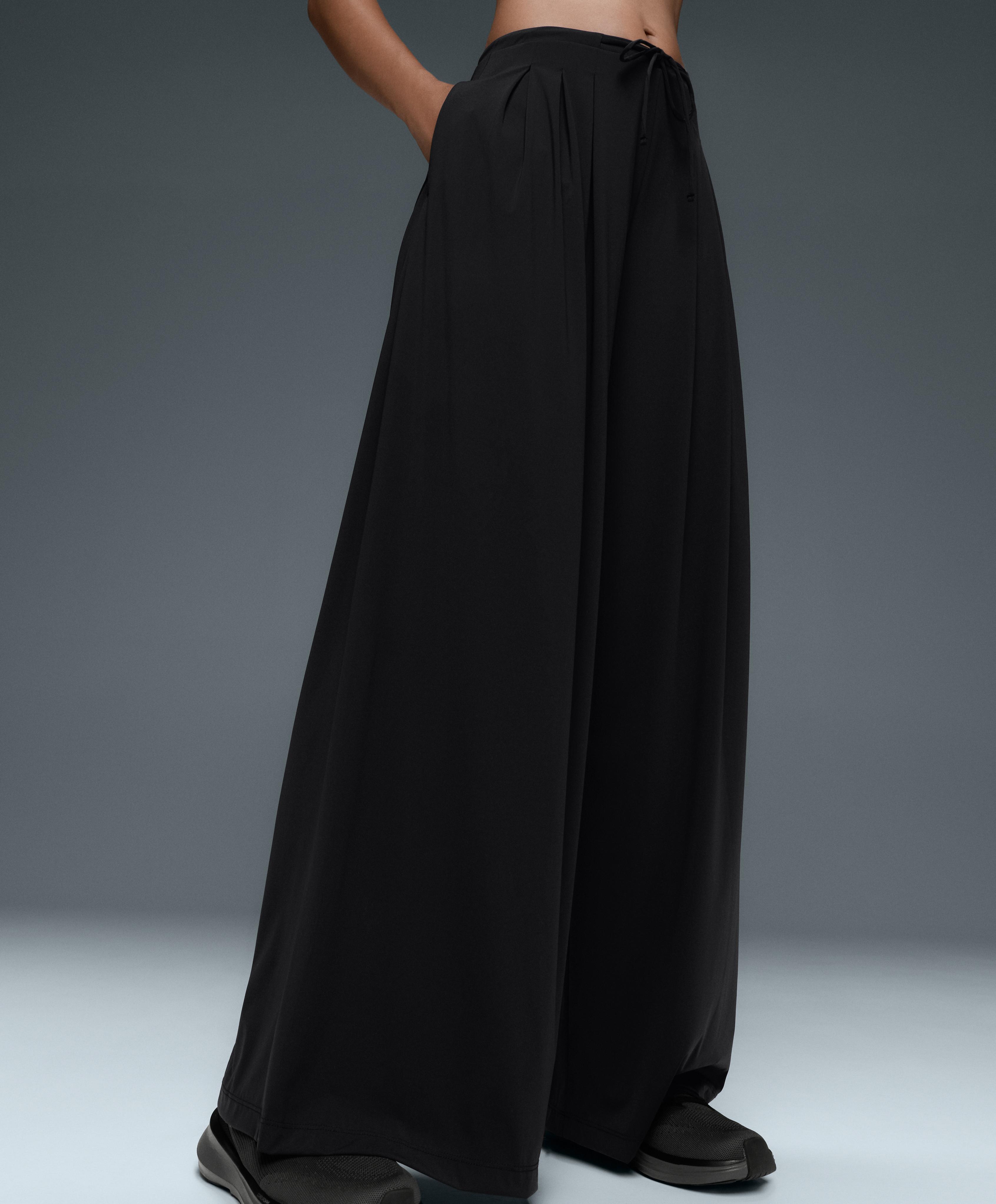 Light Touch pleated wide-leg trousers Light Touch pleated wide-leg trousers