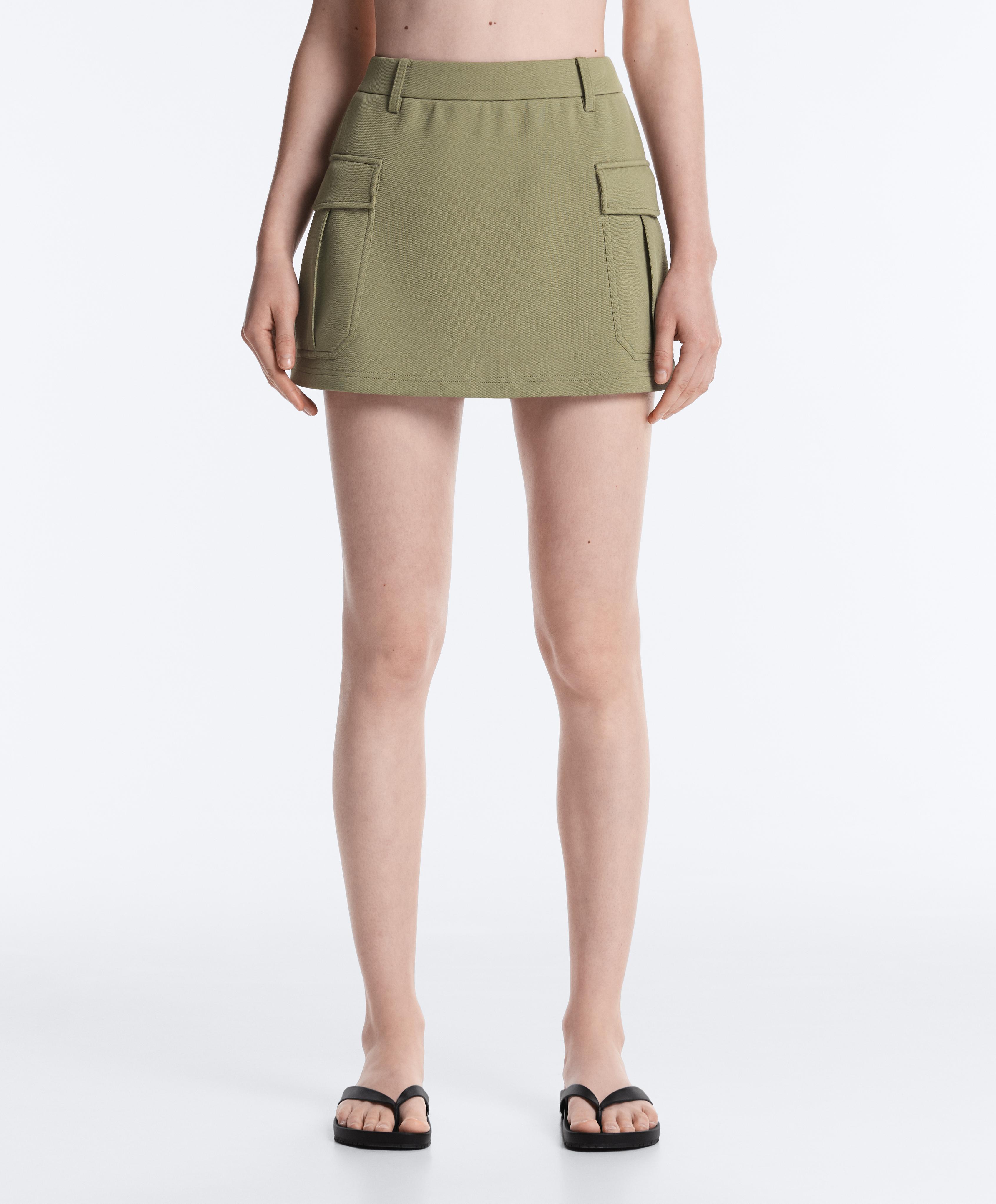 Short piqué skirt with cotton pockets — YELLOW GREEN