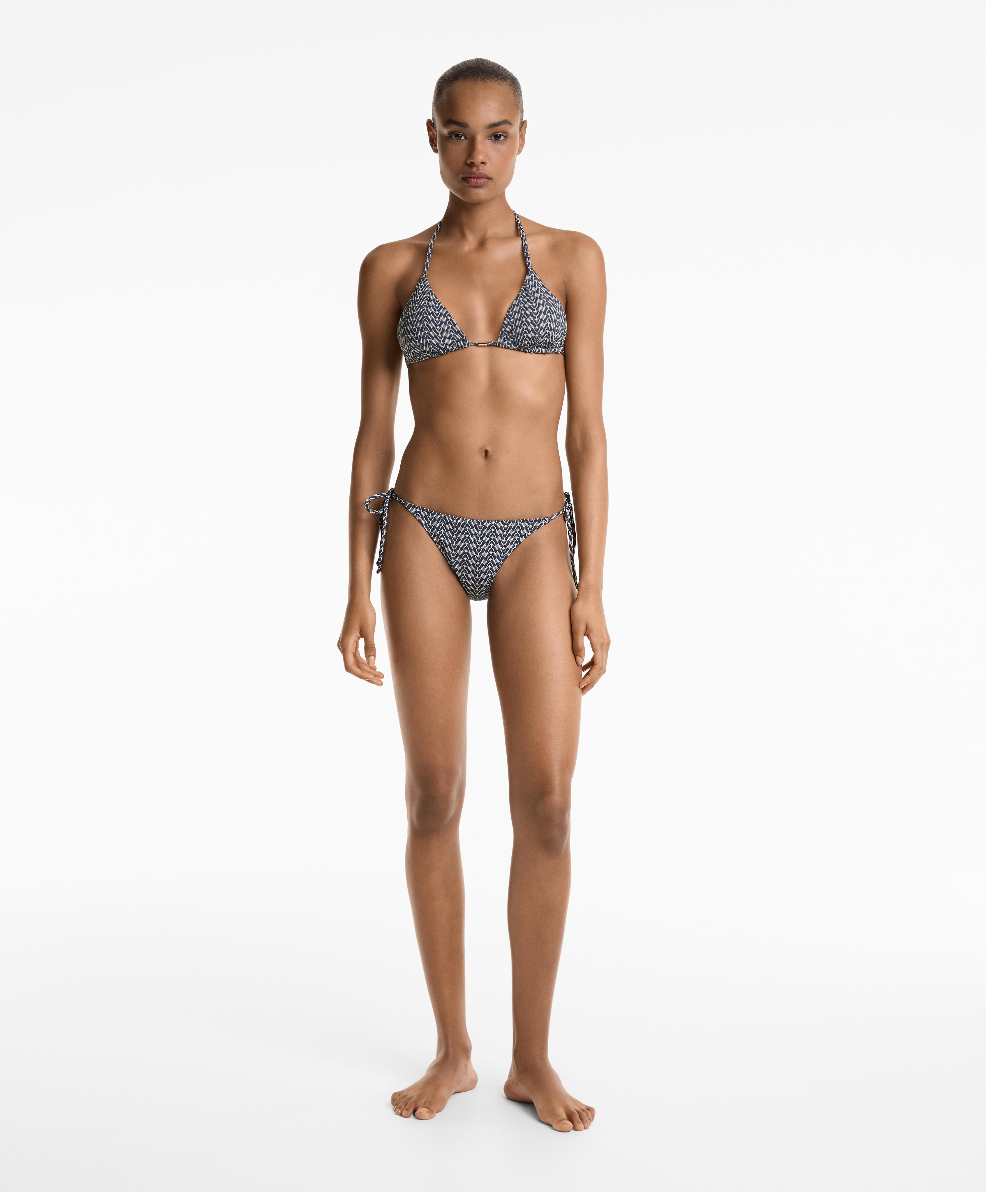 Bas de bikini à couvrance moyenne avec liens en jacquard Bas de bikini à couvrance moyenne avec liens en jacquard
