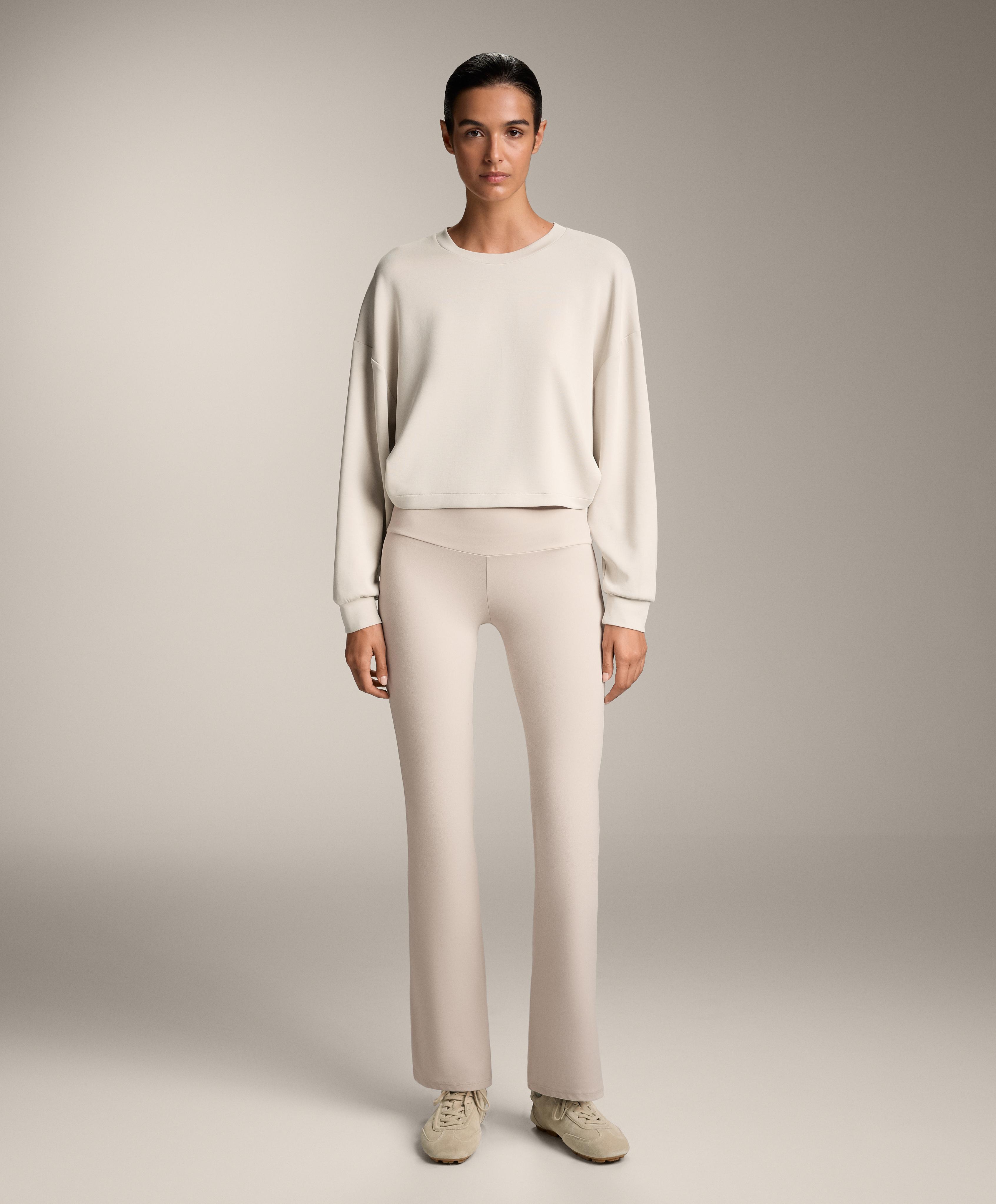 Укороченная толстовка с перекрестной спинкой из мягкого модала - Распродажа Укороченная толстовка с перекрестной спинкой из мягкого модала - Распродажа