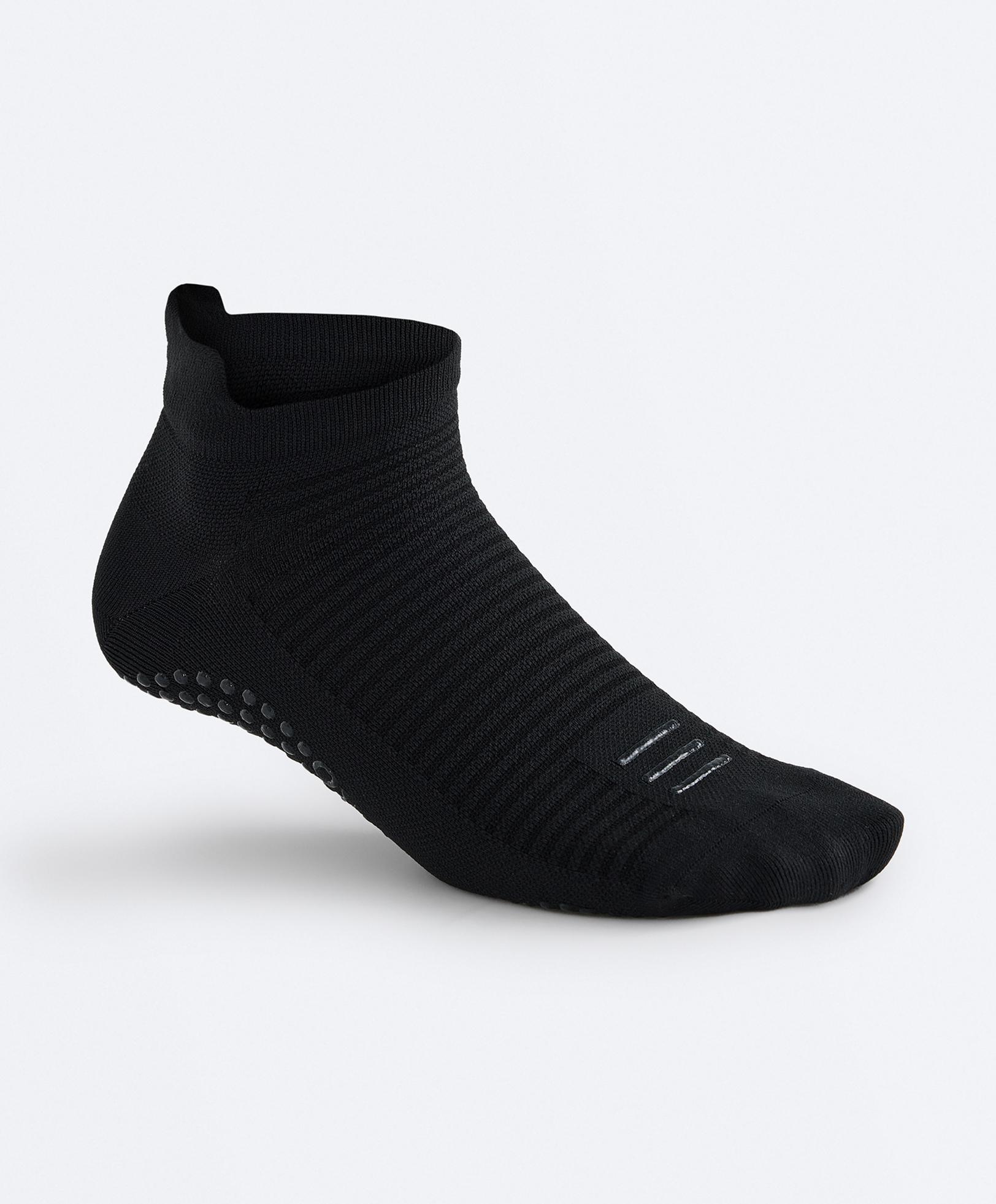 2 pairs of polyamide blend yoga and Pilates sneaker socks — BLACK