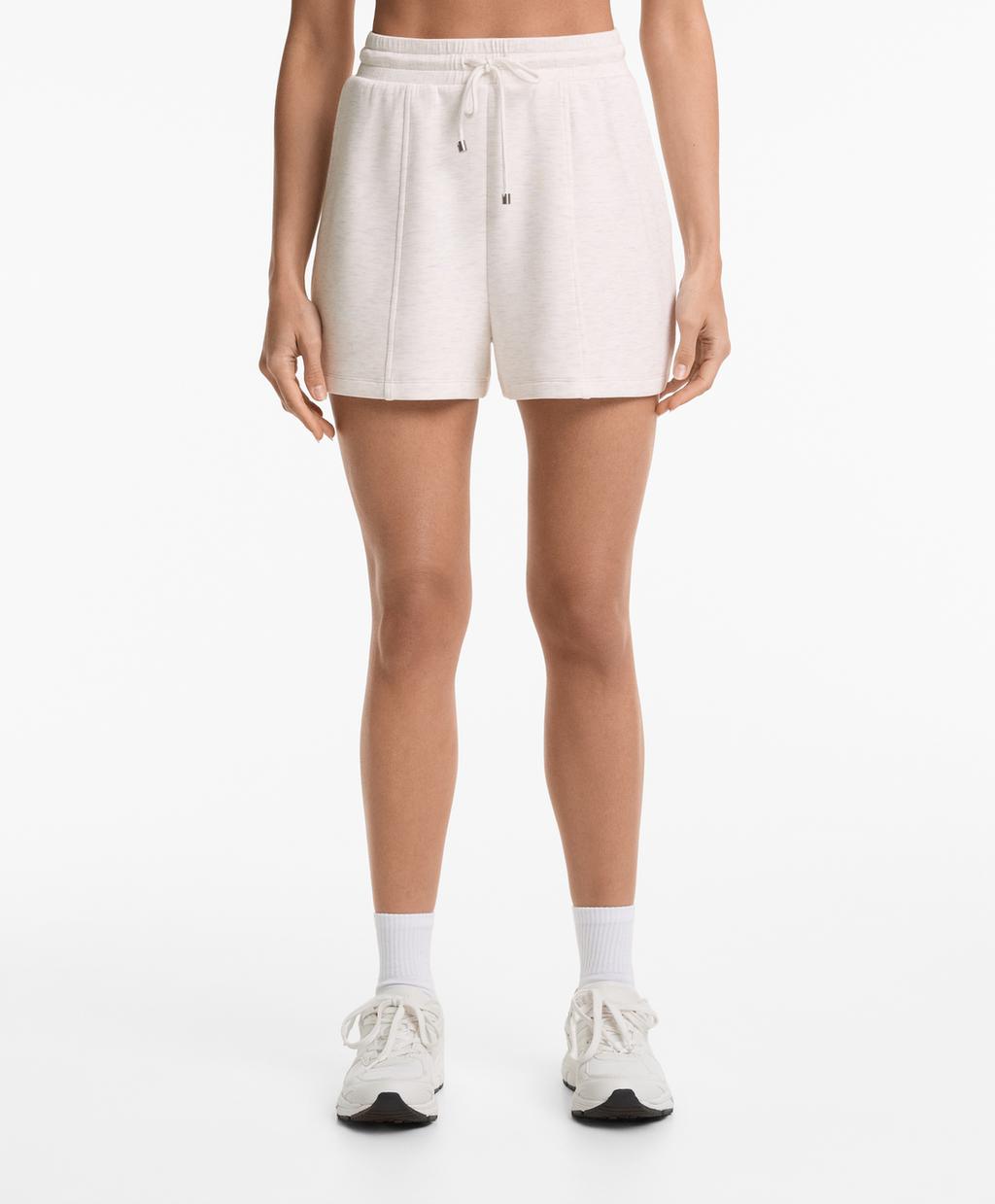 Elastic waist shorts | OYSHO Kuwait