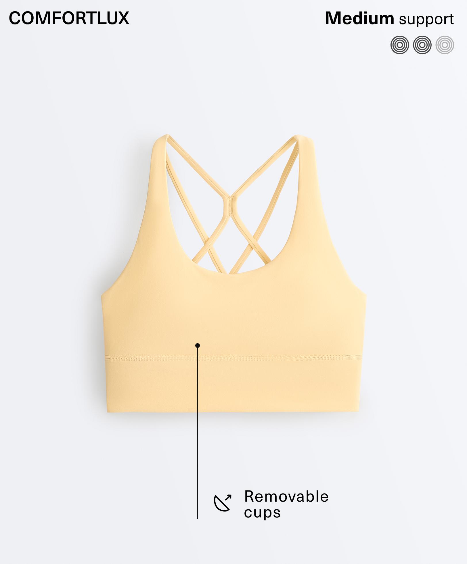 Medium-support Comfortlux sports bra with cups