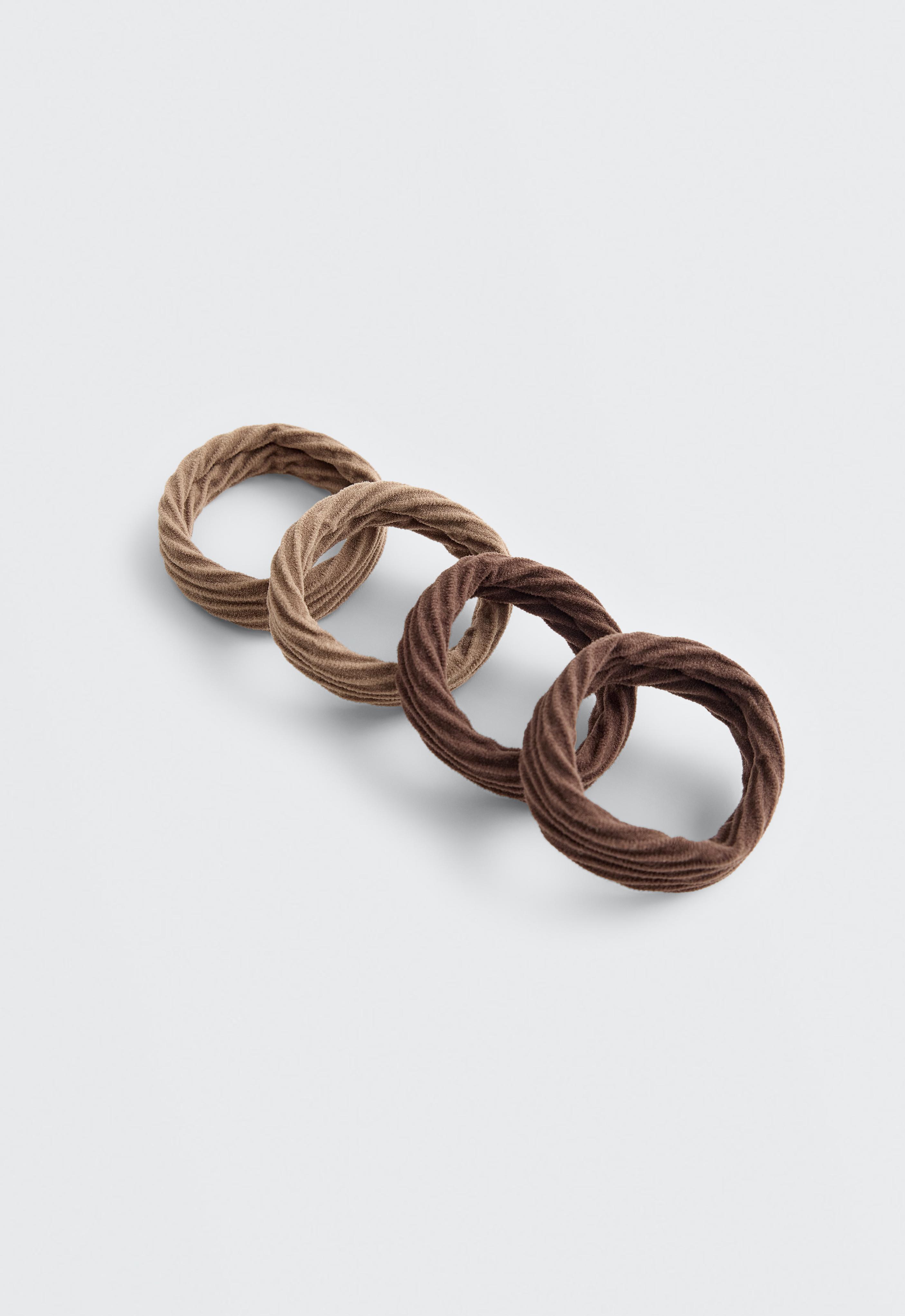 4 twist-effect scrunchies — TAN