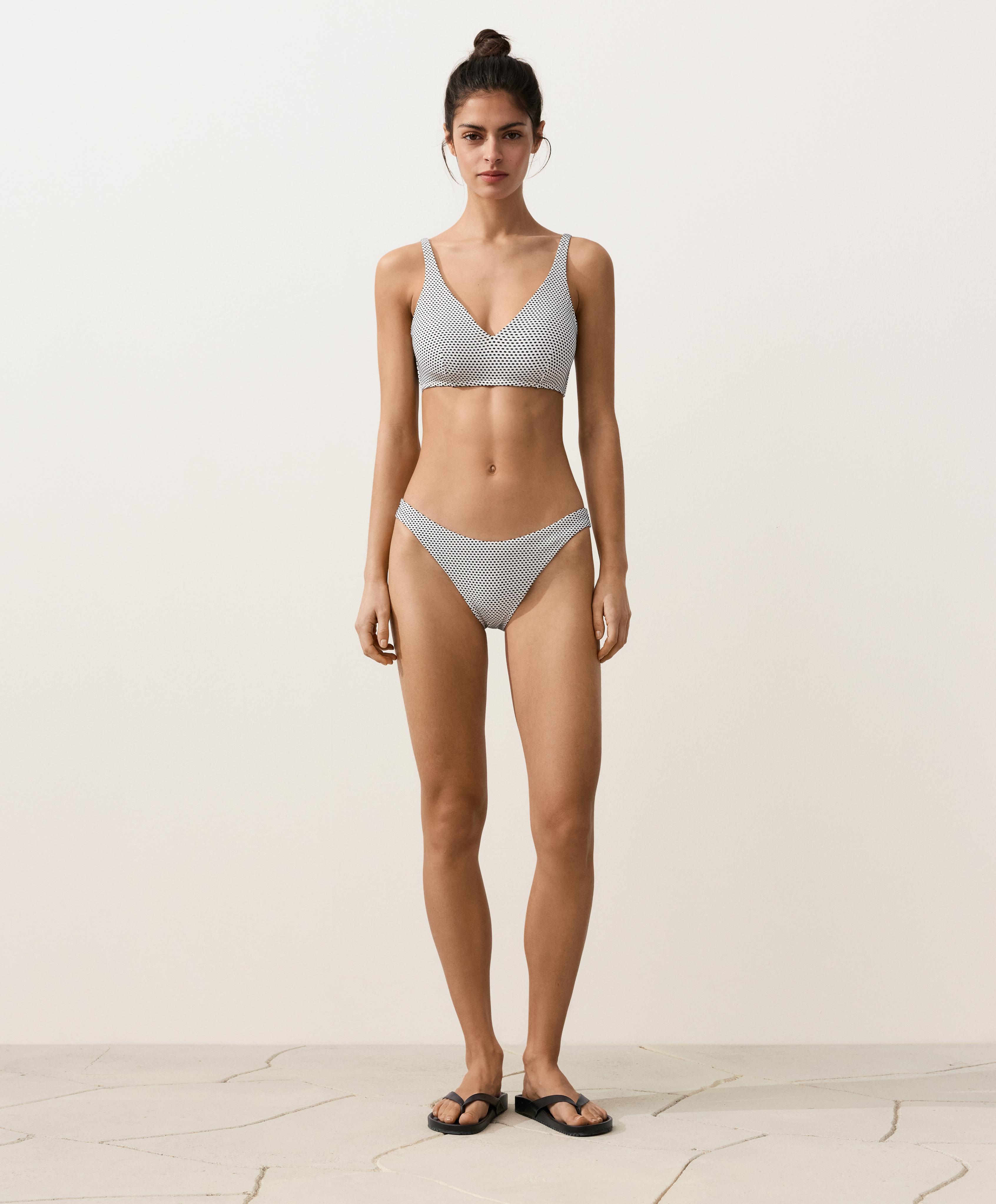 Polka dot jacquard U-cut medium-coverage bikini briefs — PALE ECRU