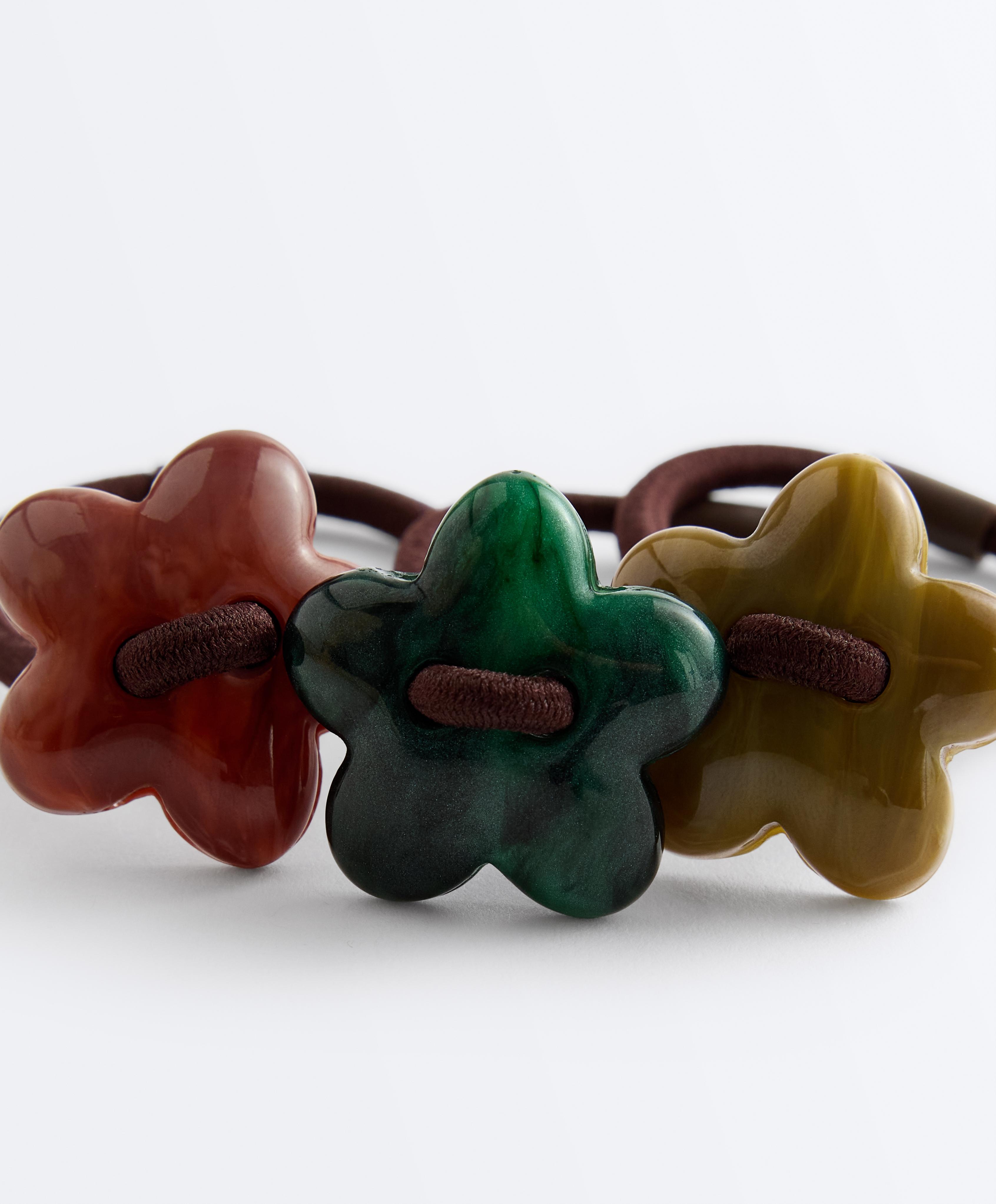 3 flower detail scrunchies — CHESTNUT
