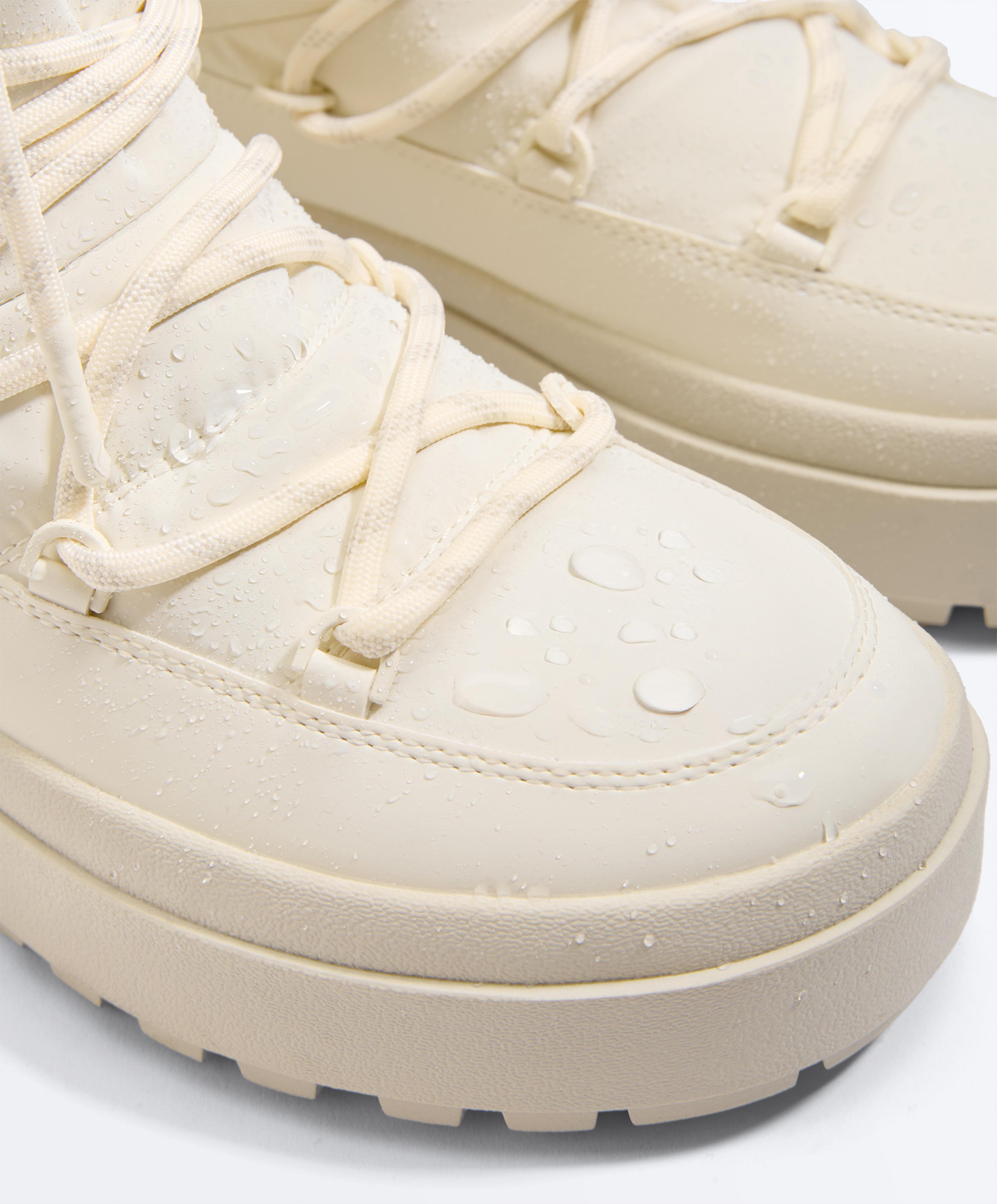 Laced nylon après-ski boots — ECRU